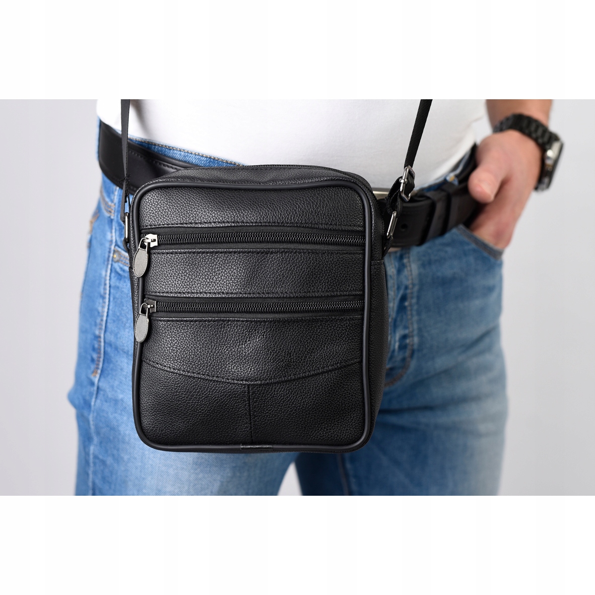 

Torba męska listonoszka skórzana czarna Pako Jeans