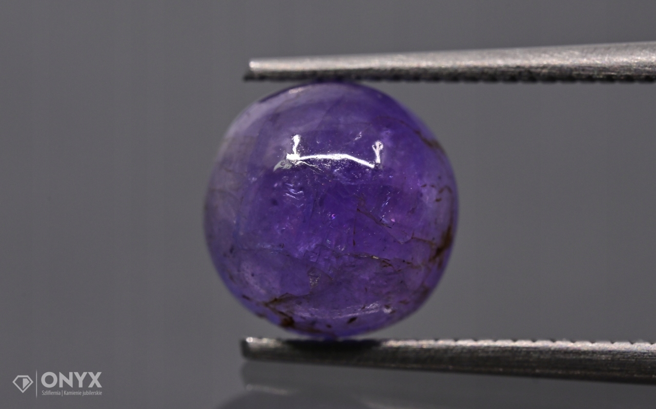 Tanzanit kabošon kulatý fi 8,2 mm