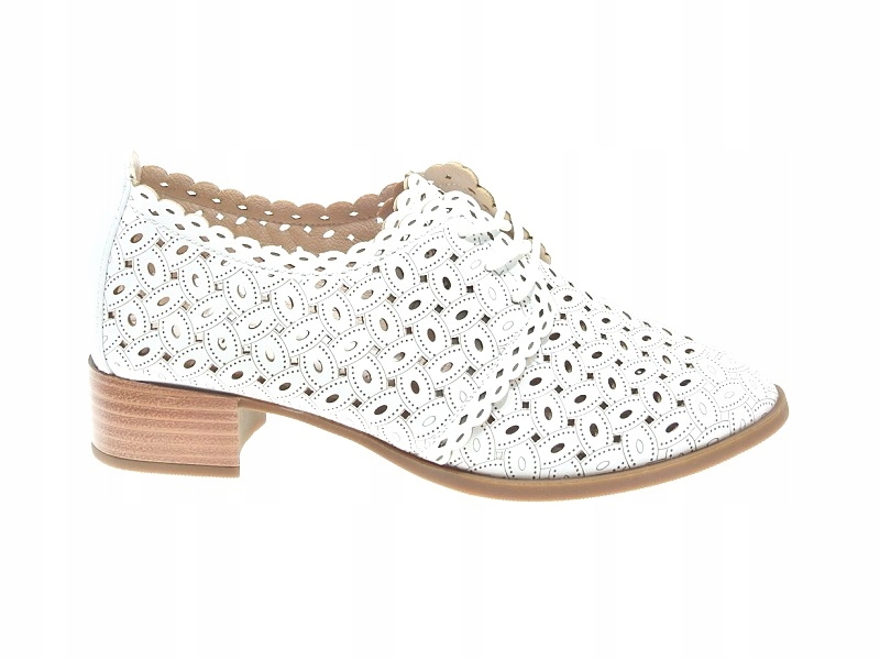 

Piękne ażurowe buty na co dzień F8590-2 White r.41