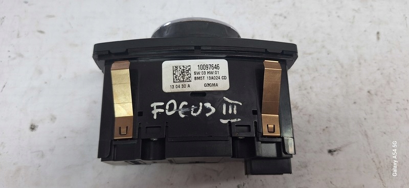 Pulsante interruttore luci FORD FOCUS II 10097646
