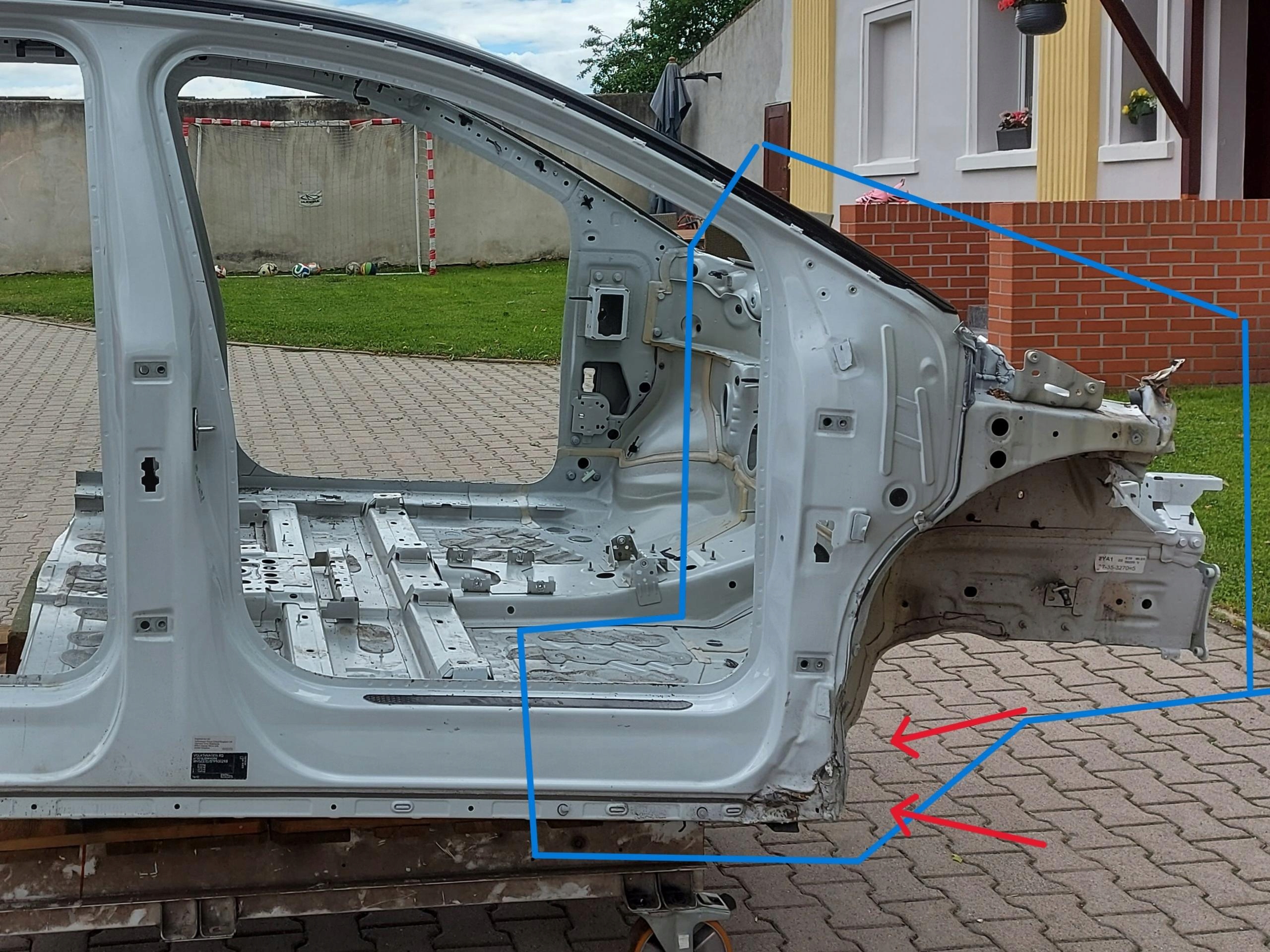 VW ID5 GTX 11E quarter quarter right front