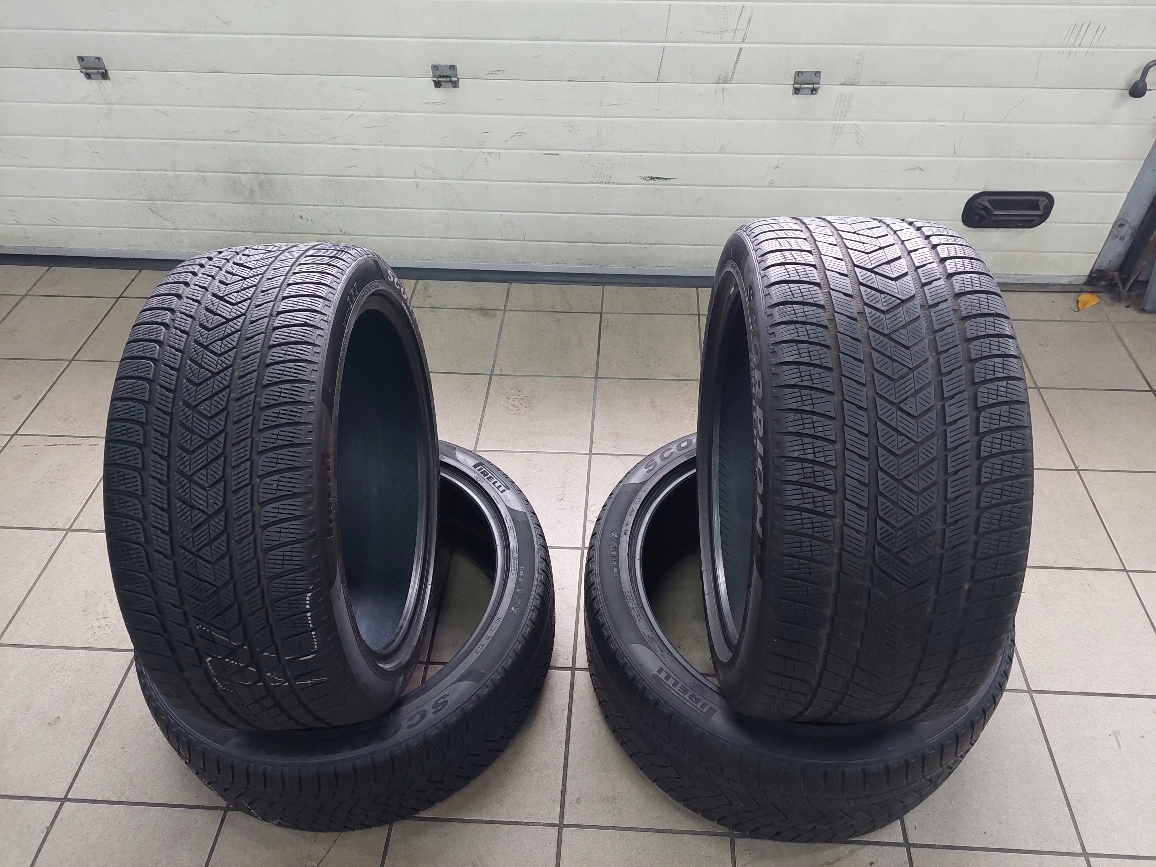 OPONY PIRELLI 285/40R22 325/35R22 SCORPION WINTER Marka Pirelli