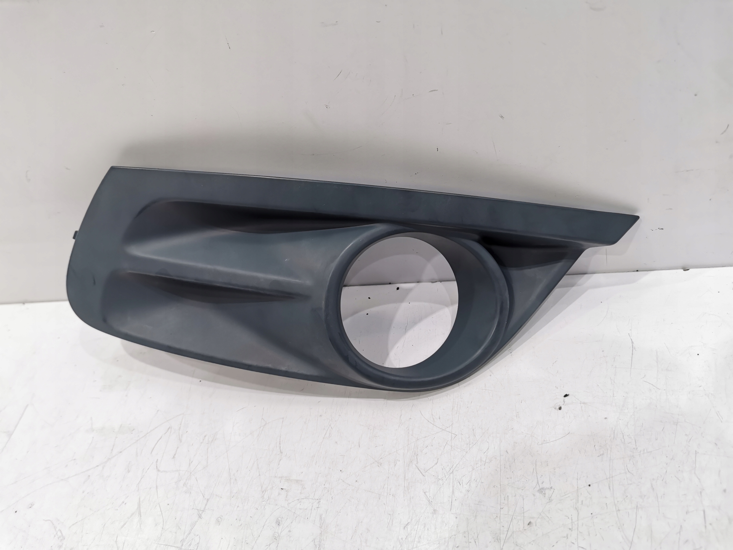 NOWA PRAWA RAMKA KRATKA HALOGENU RENAULT FLUENCE LIFT 2013 2014 2015 2016