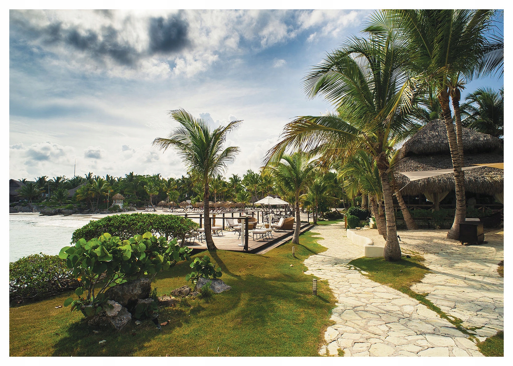Fototapeta Palmy Bungalow Ocean Tropická pláž 254x184 vinylová lepidlo