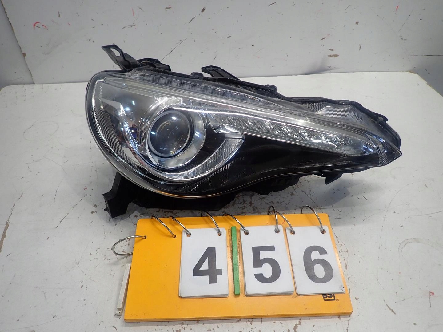 light front front right TOYOTA GT86 BI-XENON