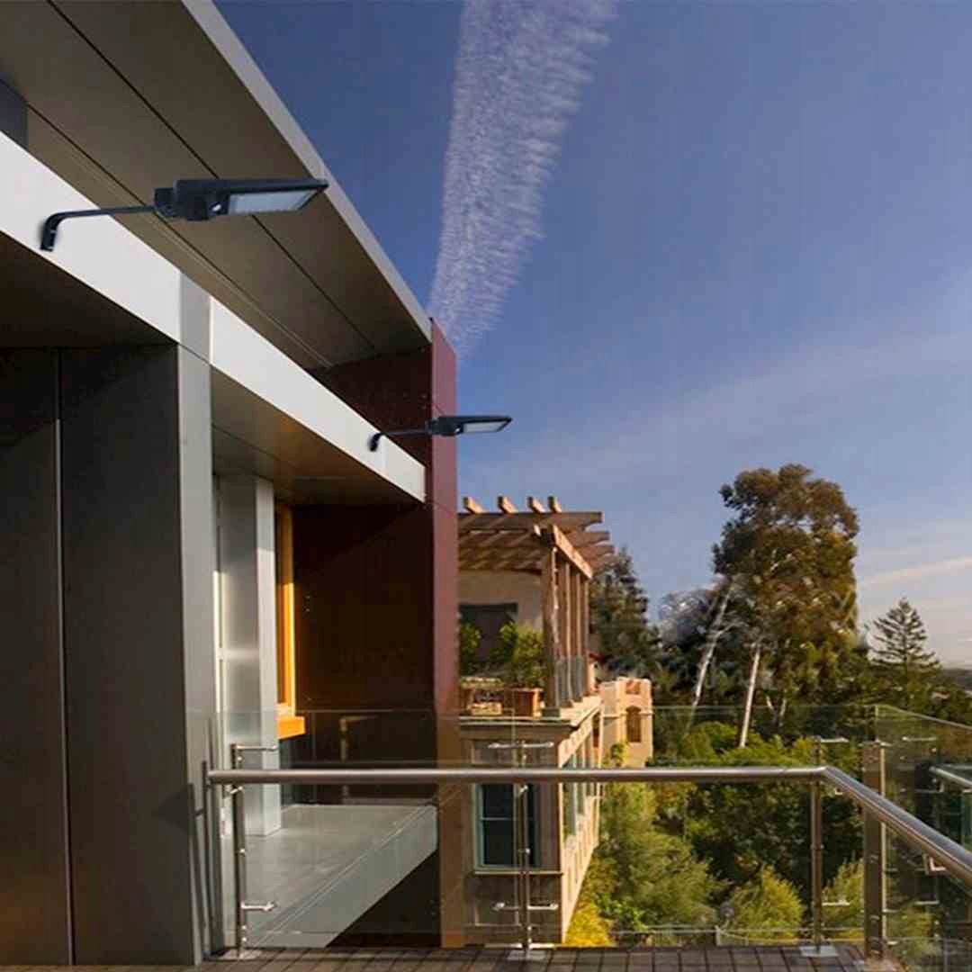 Lampa Solarna 8W 4000K przed garaż magazyn Stopień ochrony IP IP65