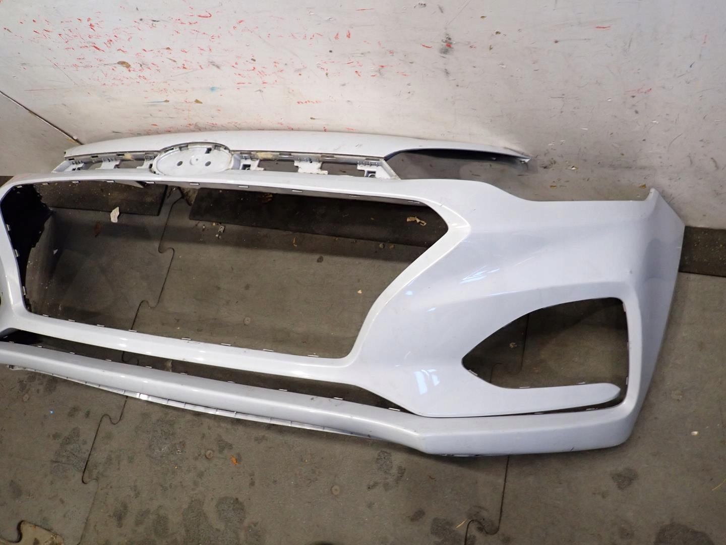 bumper front front HYUNDAI I20 II LIFT 2018- 86511-C8AA0