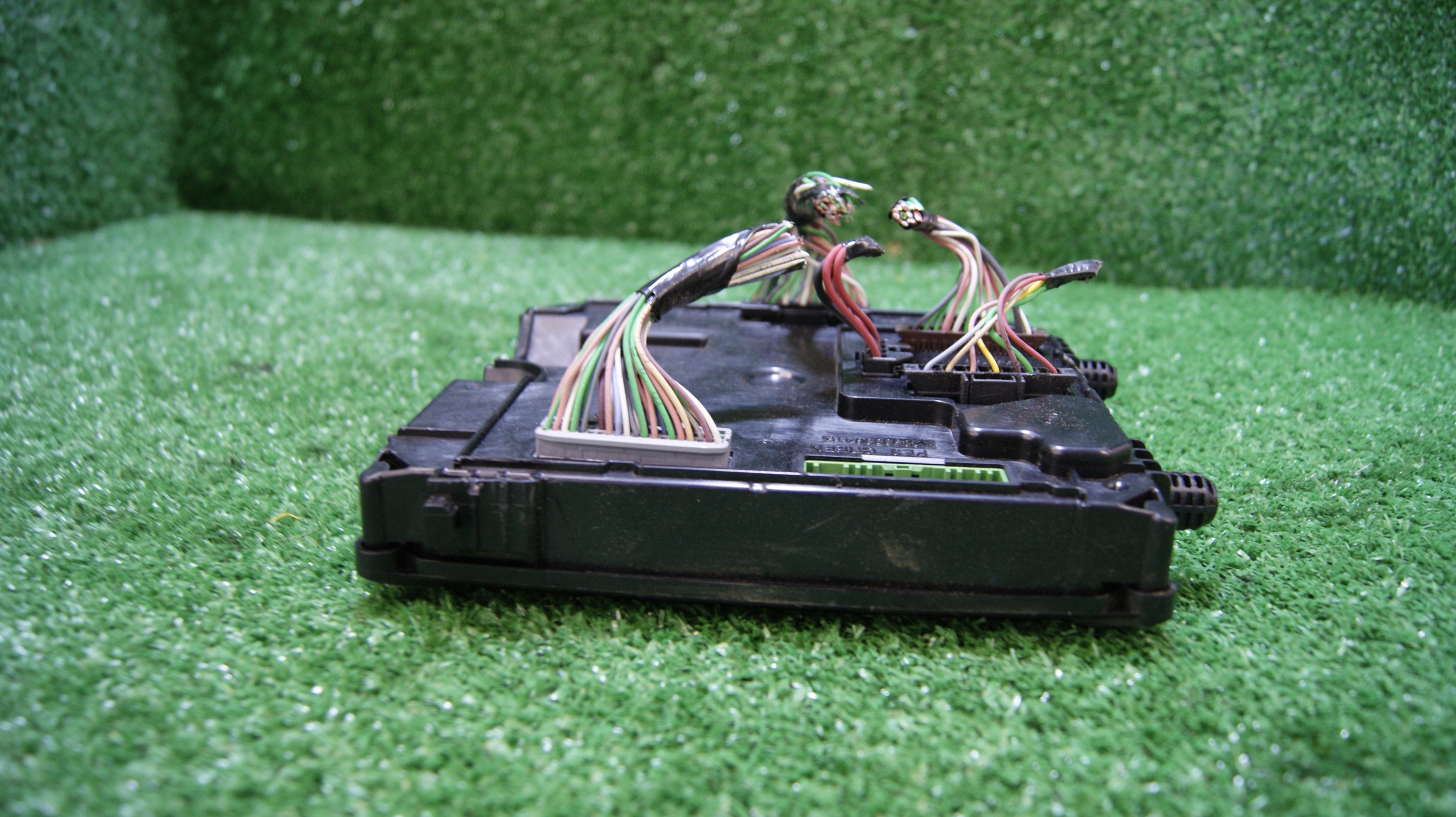 module control unit BCM RENAULT LAGUNA 3 5WY8643C 284B13008R