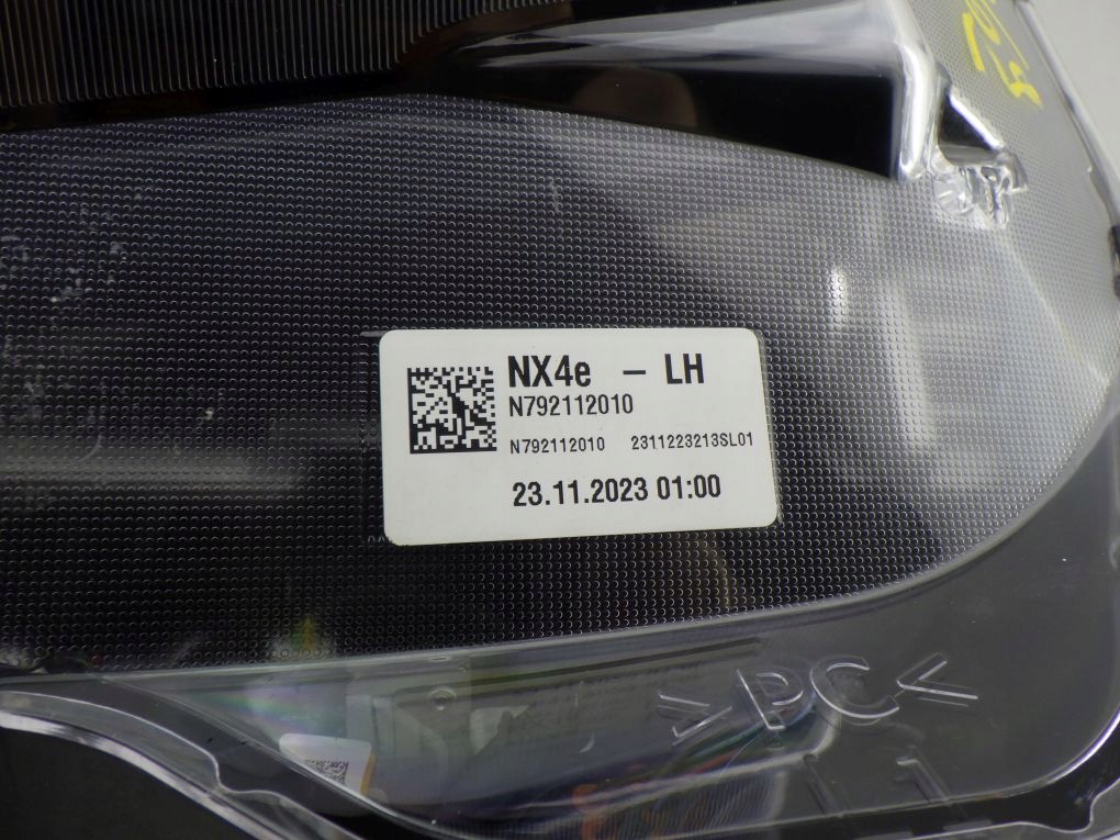 HYUNDAI TUCSON IV 4 FULL LED 20- light left front