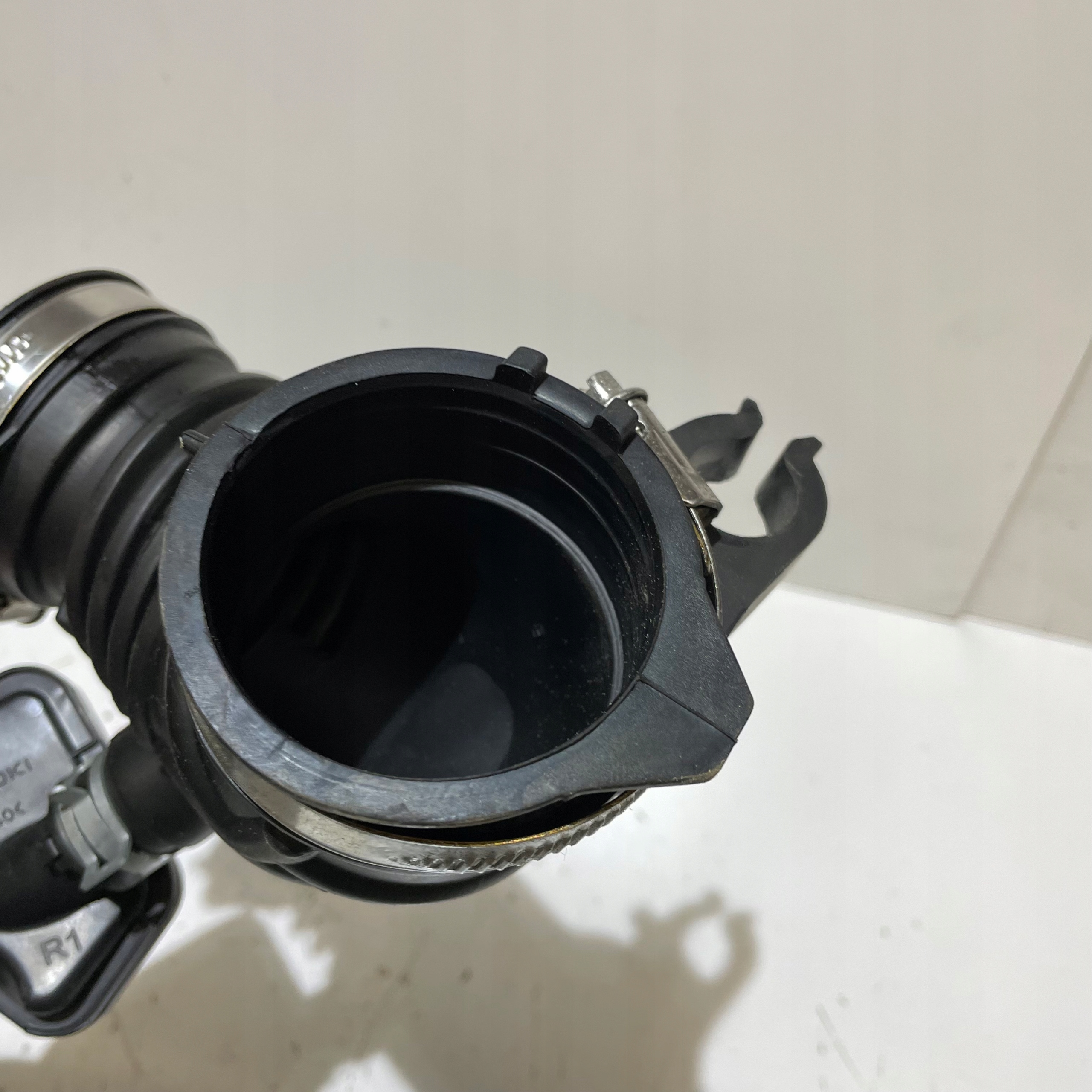 RENAULT ARKANA E-TECH HYBYRDA PIPE HOSE 165781543R