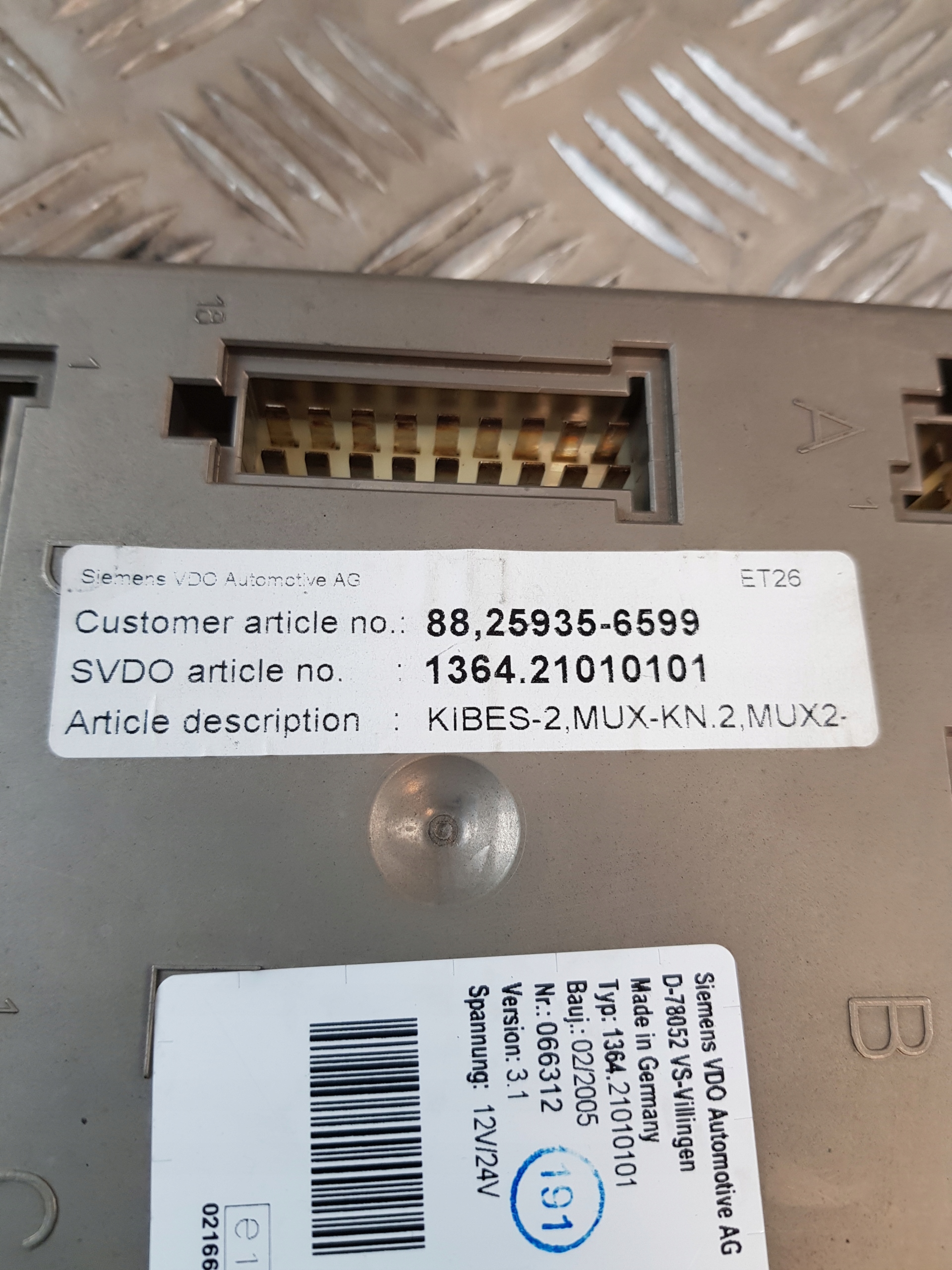 control unit SIEMENS VDO MUX2-M DO AUTOBUSU 1364.21010101 88.25935.6599