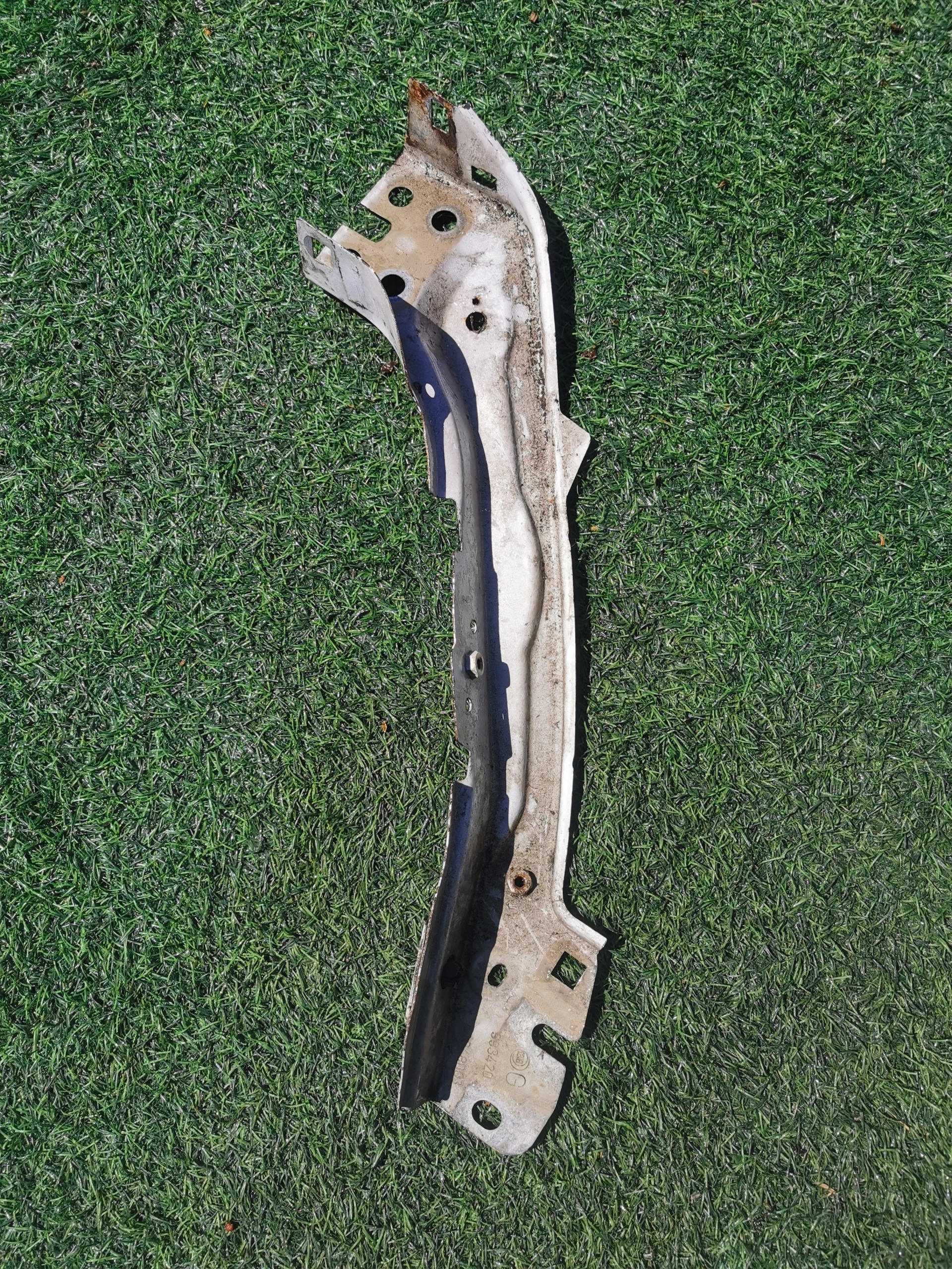 FIAT SCUDO EXPERT JUMPY holder bracket left supports REFLEKTORA of left lights