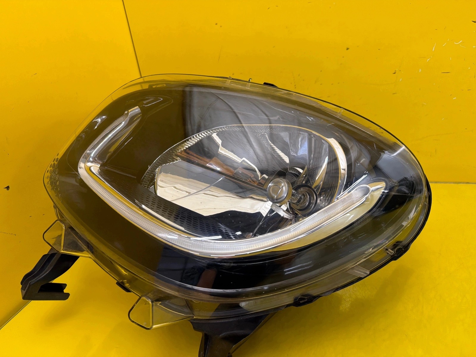 light left front Smart Forfour 3 III A453 W453 Led 2016- 260609944R