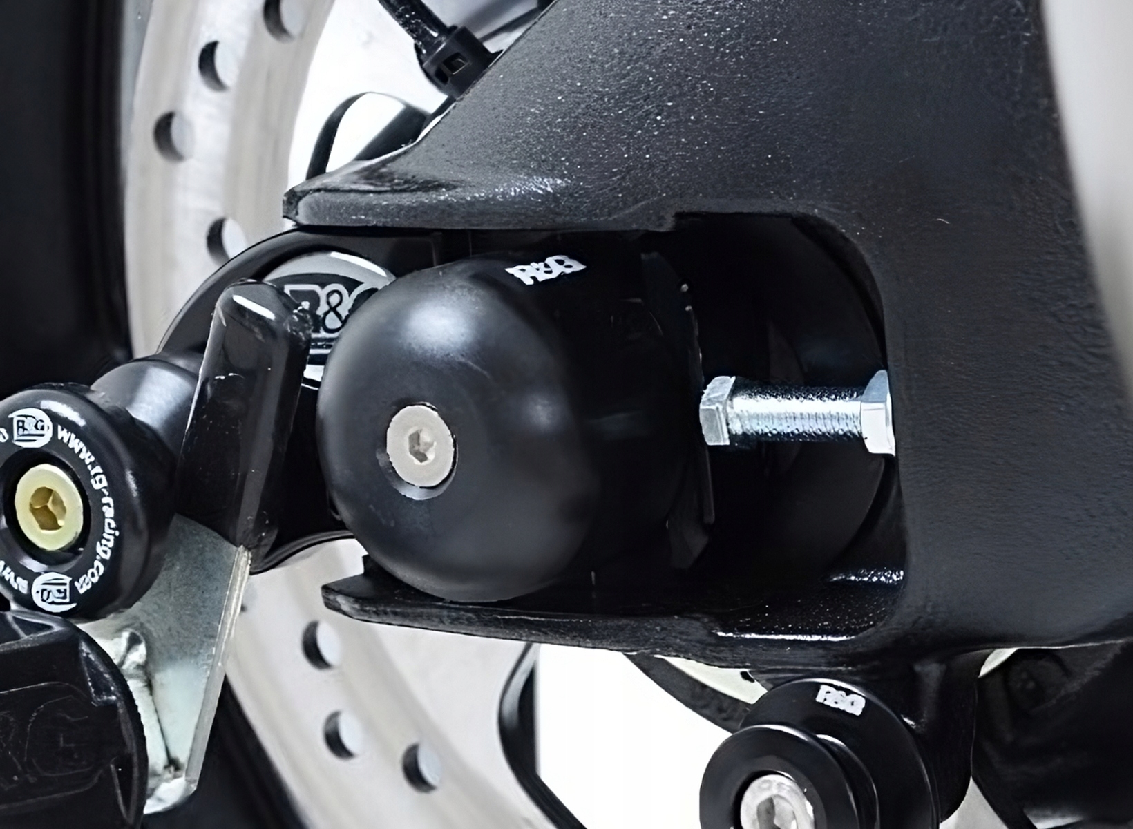 SLIDERY WAHACZA R&G SUZUKI GSX-S 1000 / BLACK