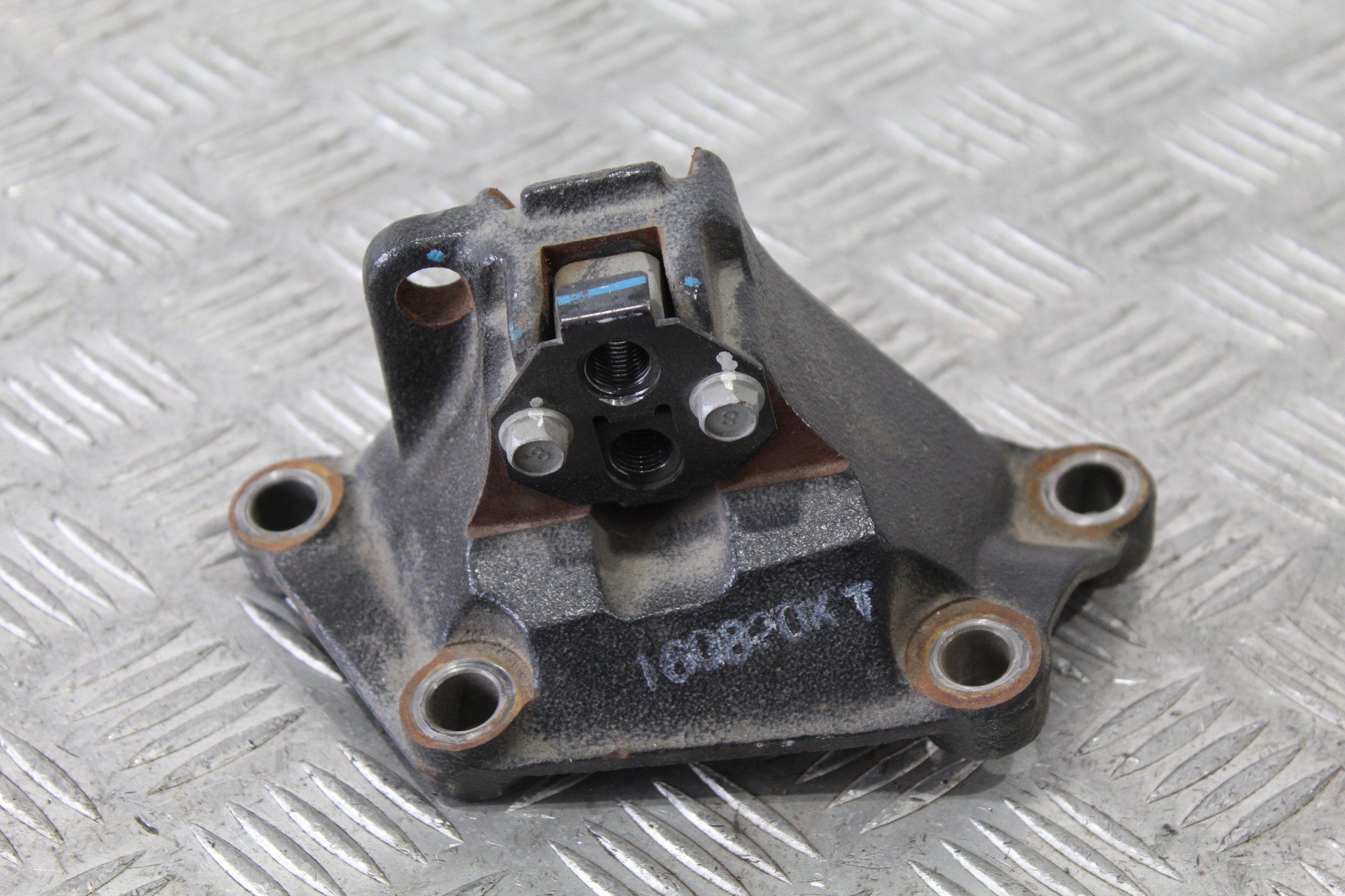 SUPPORT SUPPORT PLAQUE MOTEUR KIA CEED II LIFT