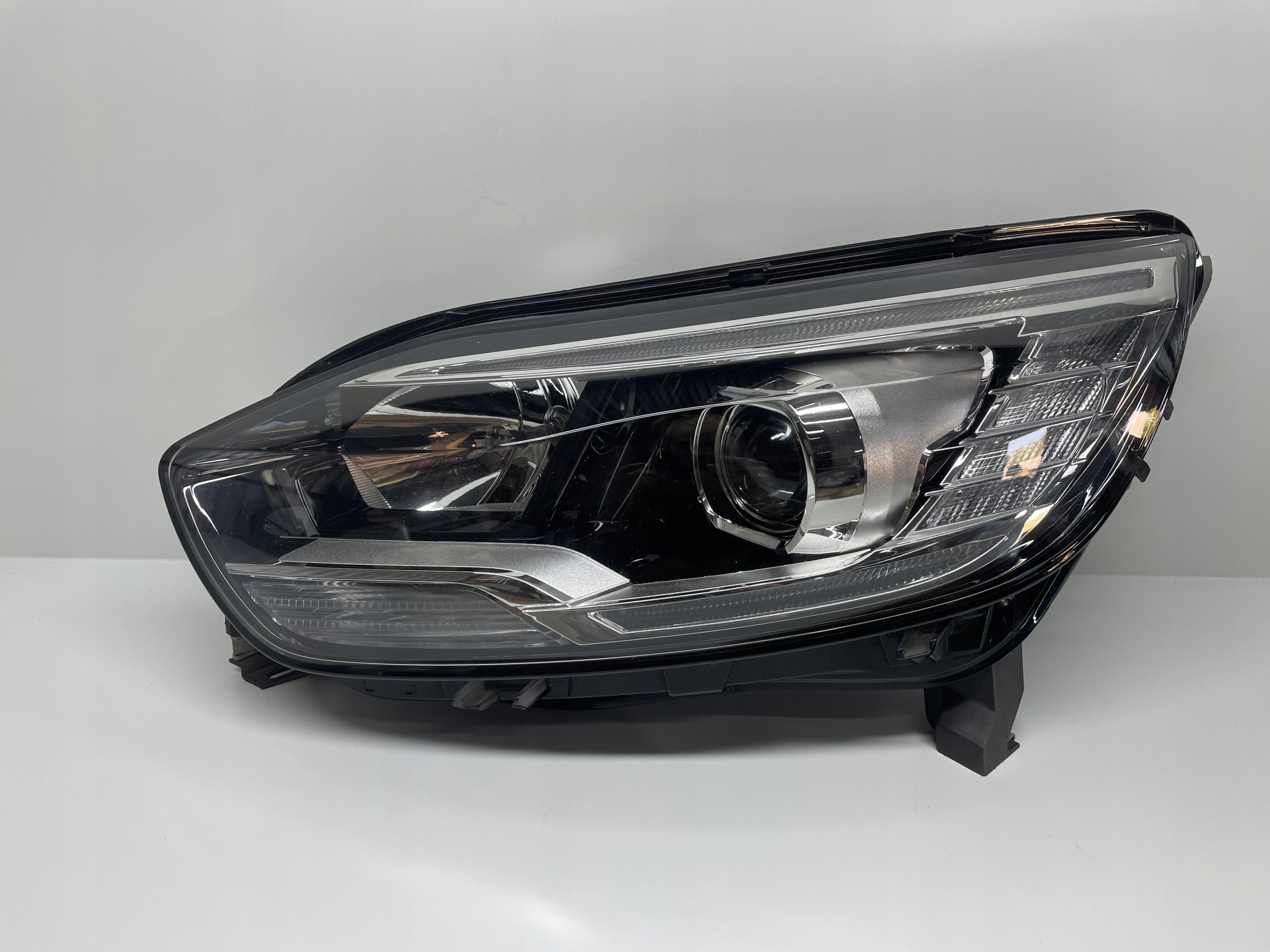 Frontscheinwerfer Renault ScĂ©nic I JA 260606727R LED Links Headlight - Thumbnail 1