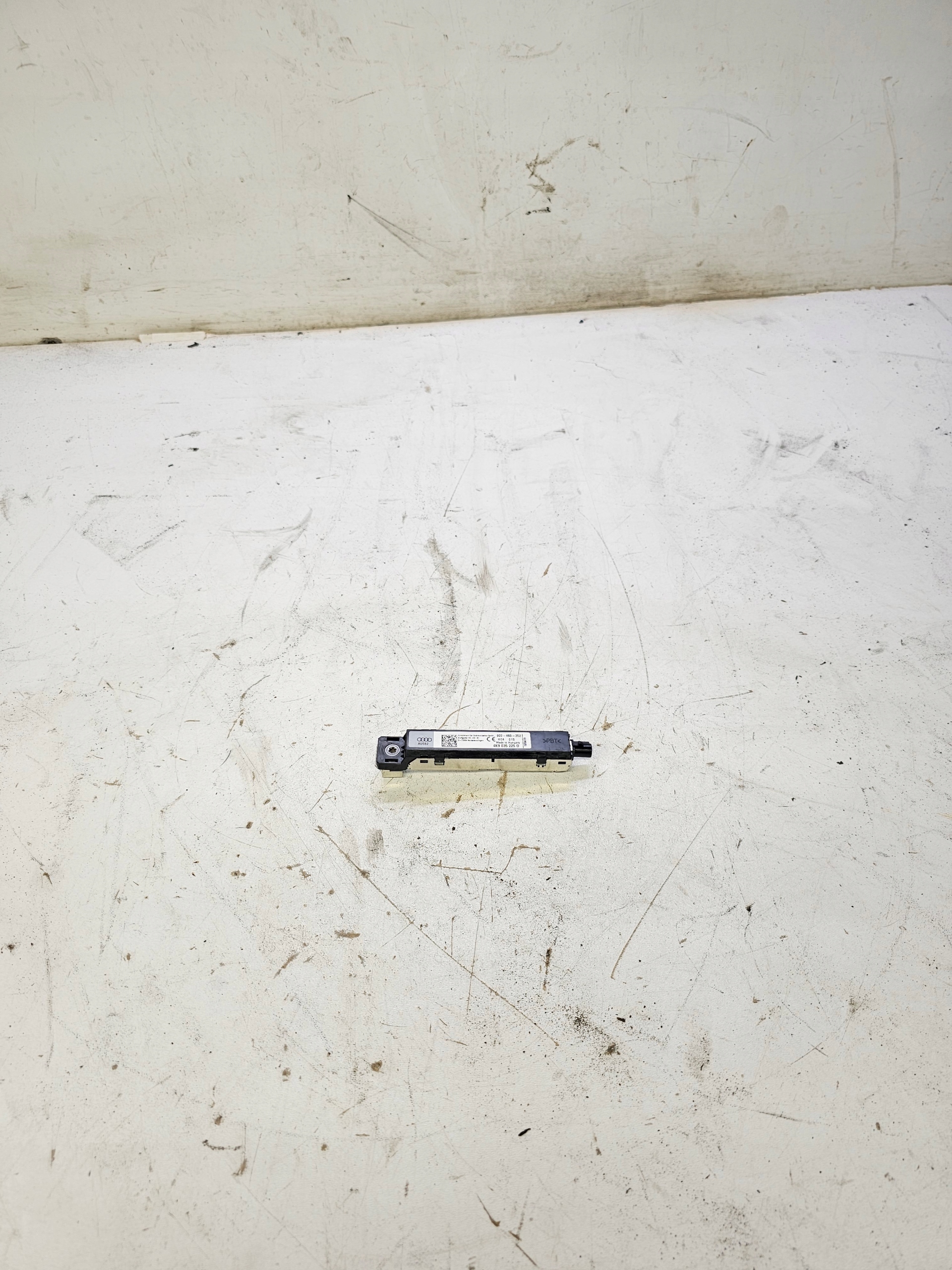antenna amplifier AUDI A6 C8 4K9035225D
