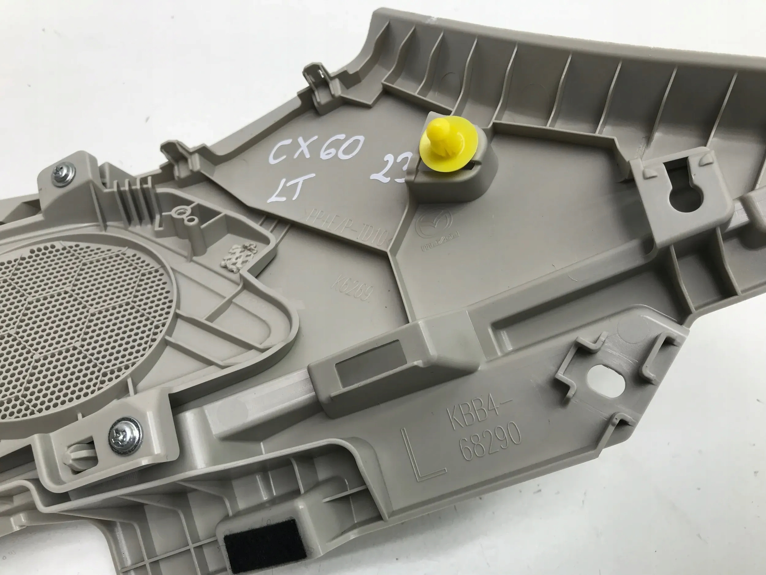 Mazda CX-60 CX60 PLASTIK OSŁONA SŁUPKA LEWY TYŁ TYLNA KBB468290 Numer katalogowy części KBB468290