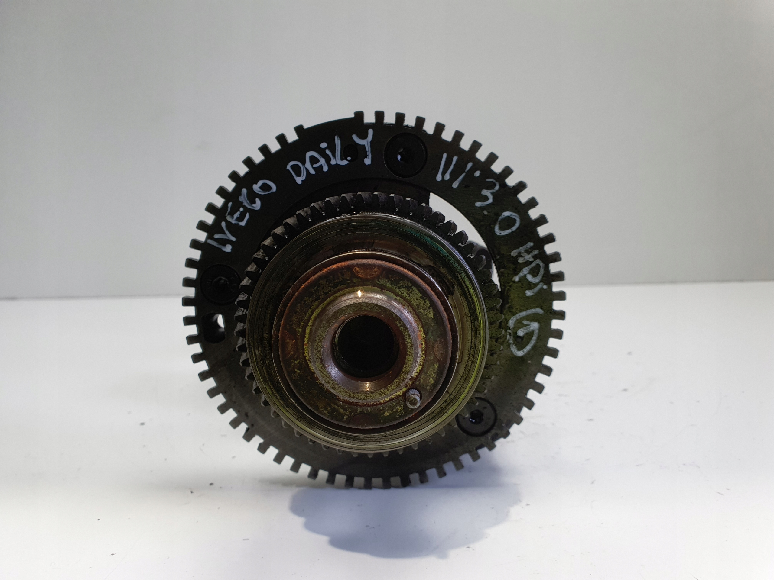 Iveco Daily III 3.0 HPI WAŁ KORBOWY Typ silnika Diesel