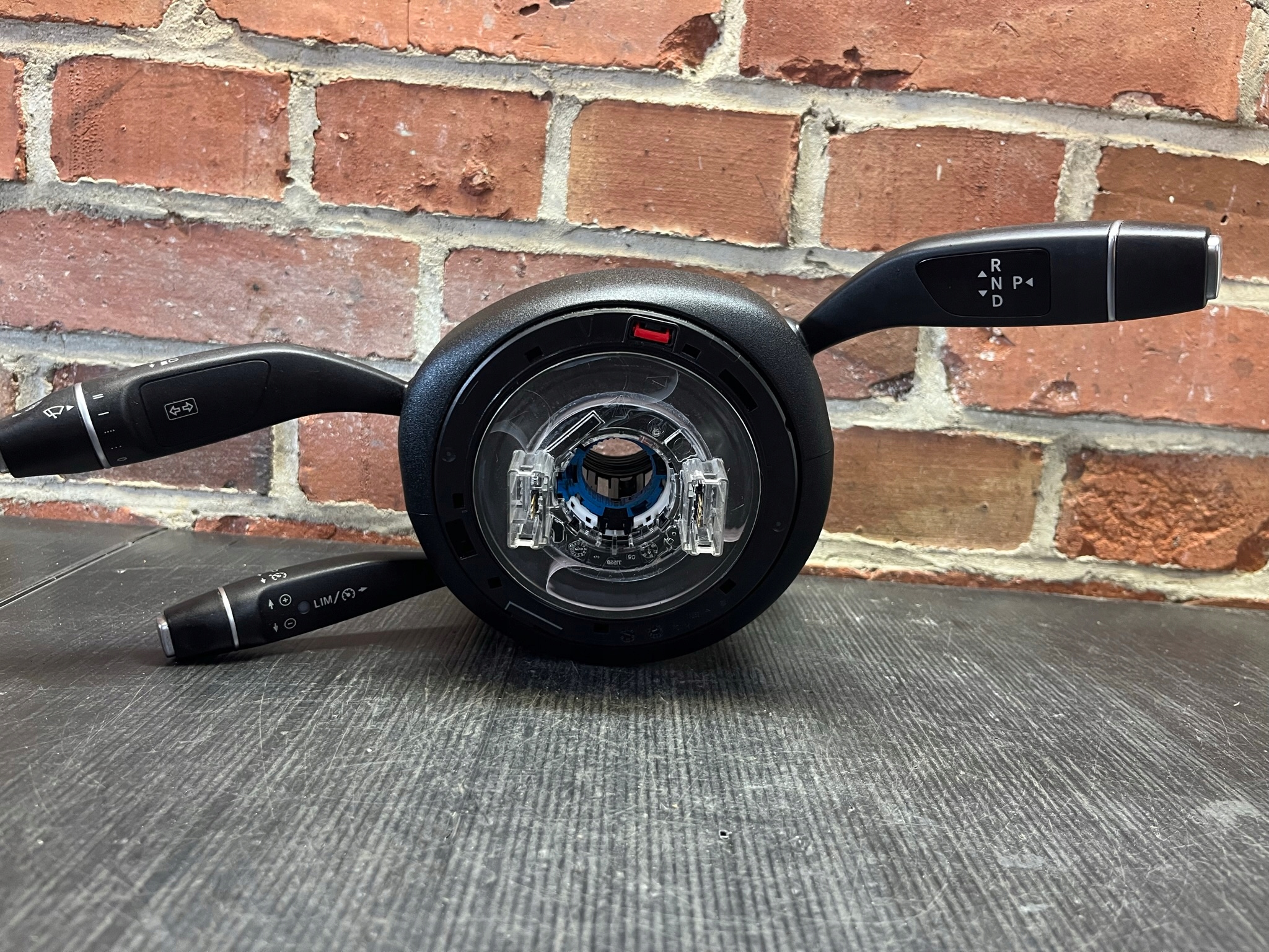 MERCEDES W205 PRZEŁĄCZNIK ZESPOLONY A2059007512