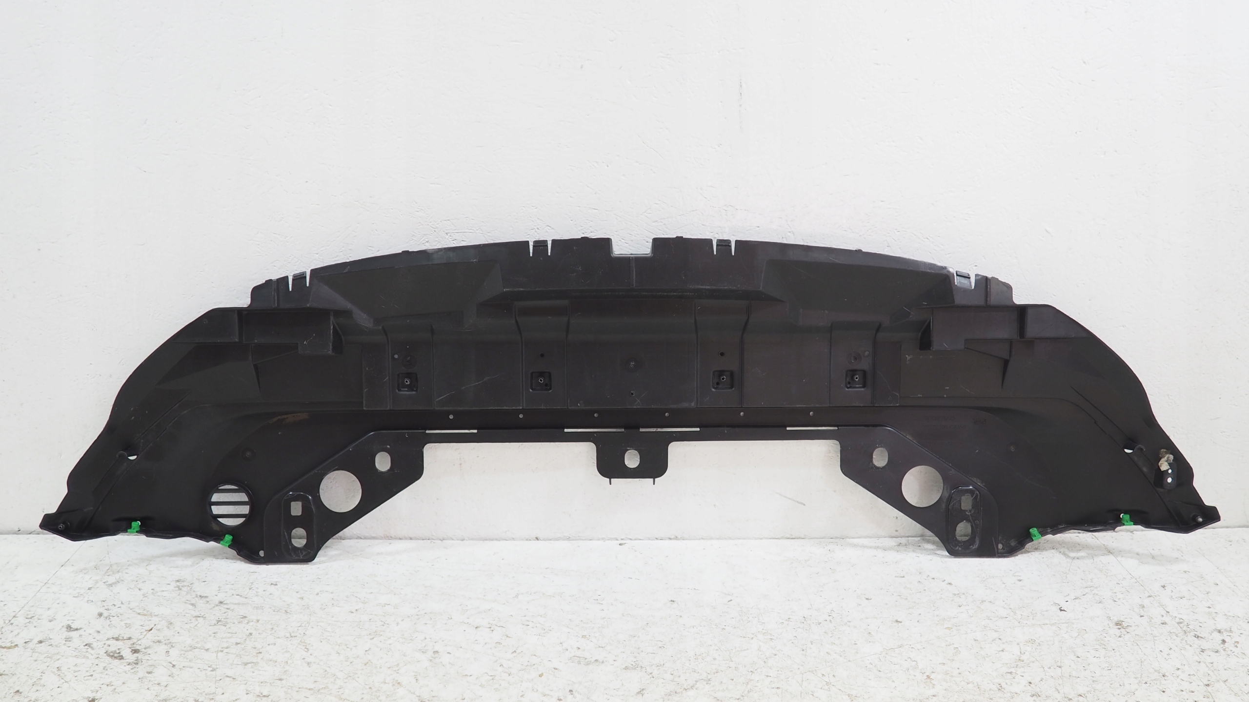 Volvo XC40 cover cover below bumper front 32227309
