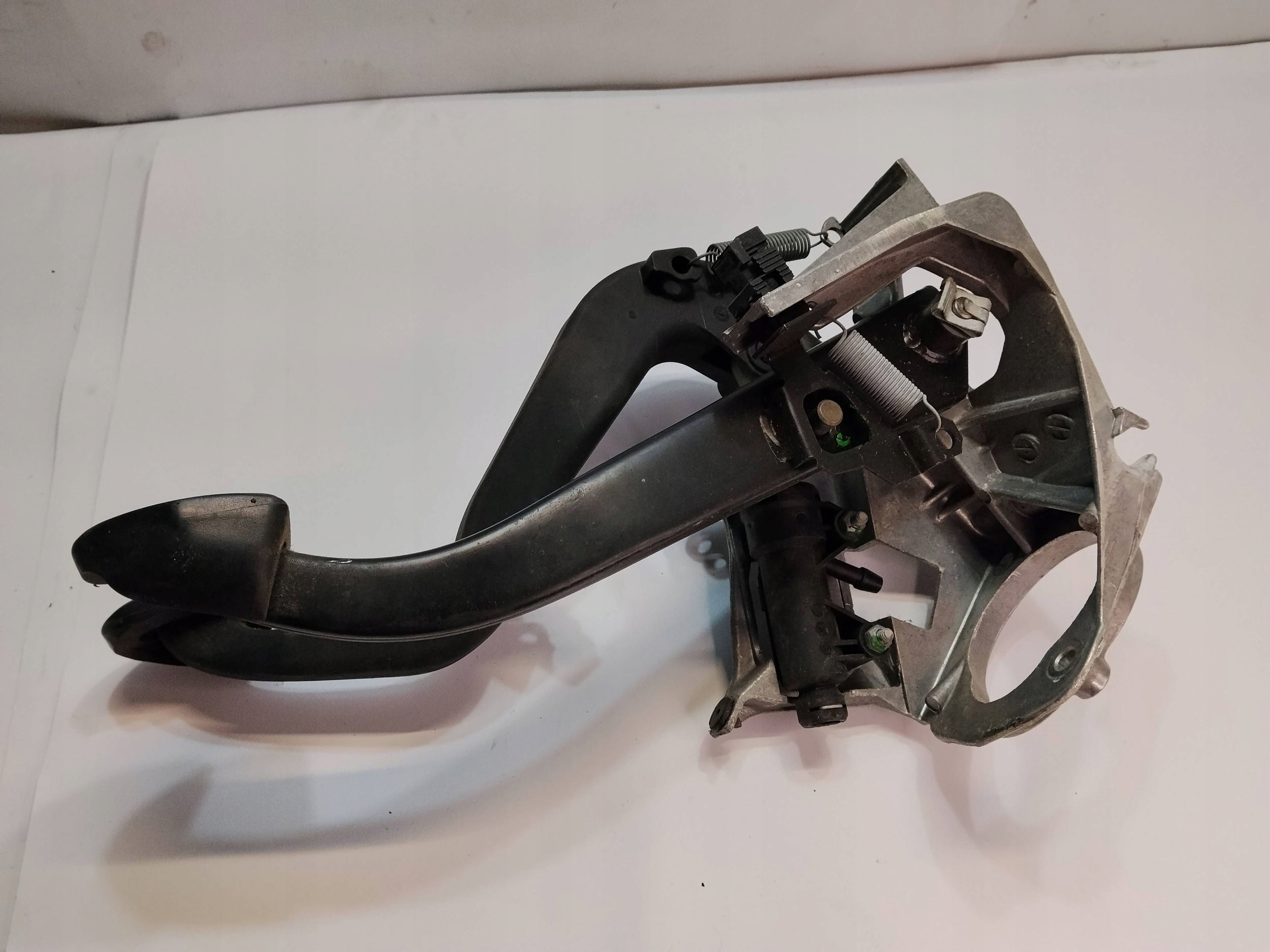 pedale komplet BMW 3 E90 E91 6762250