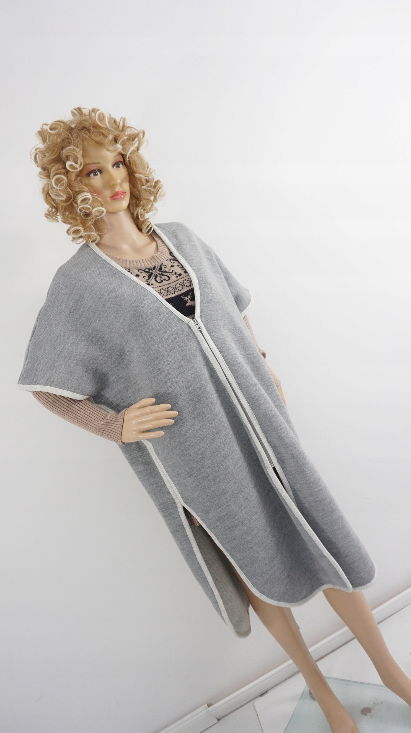 Манго пончо R uni