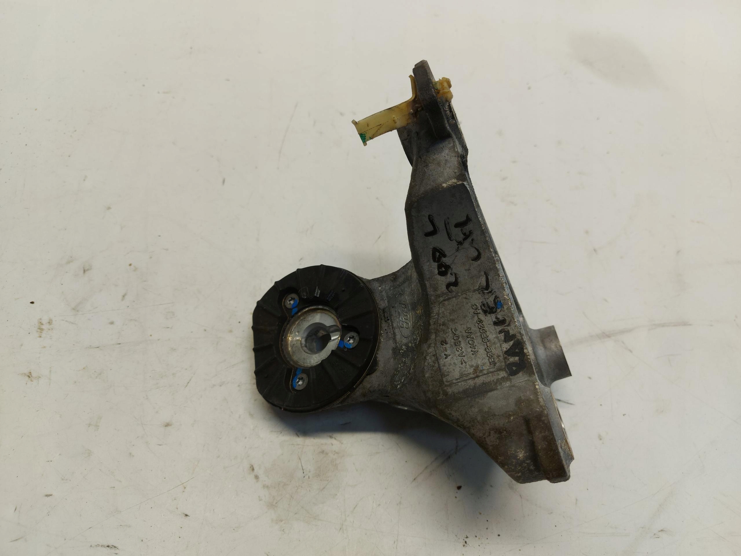 Ford Ranger IV LIFT engine mount left JB3G-6B033-AC