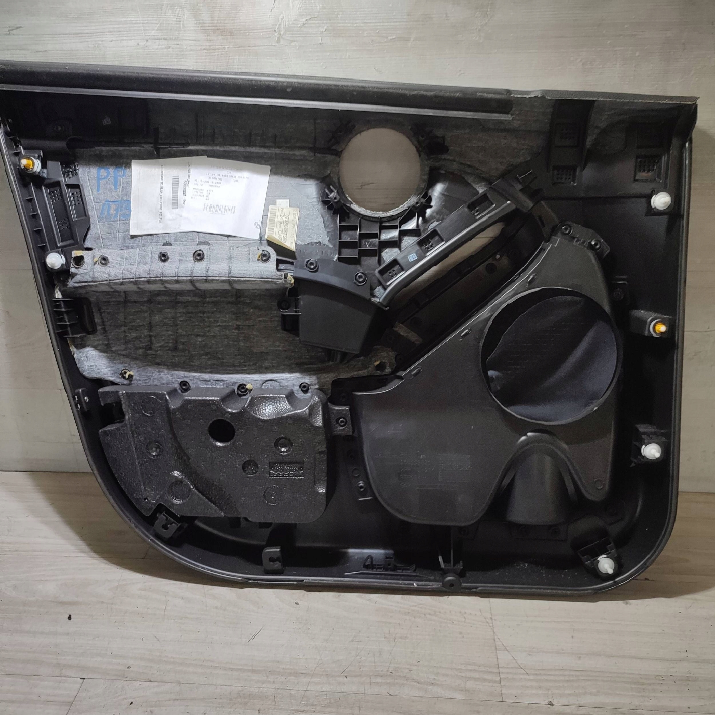 side door przednich front side right Fiat 500X 735688759