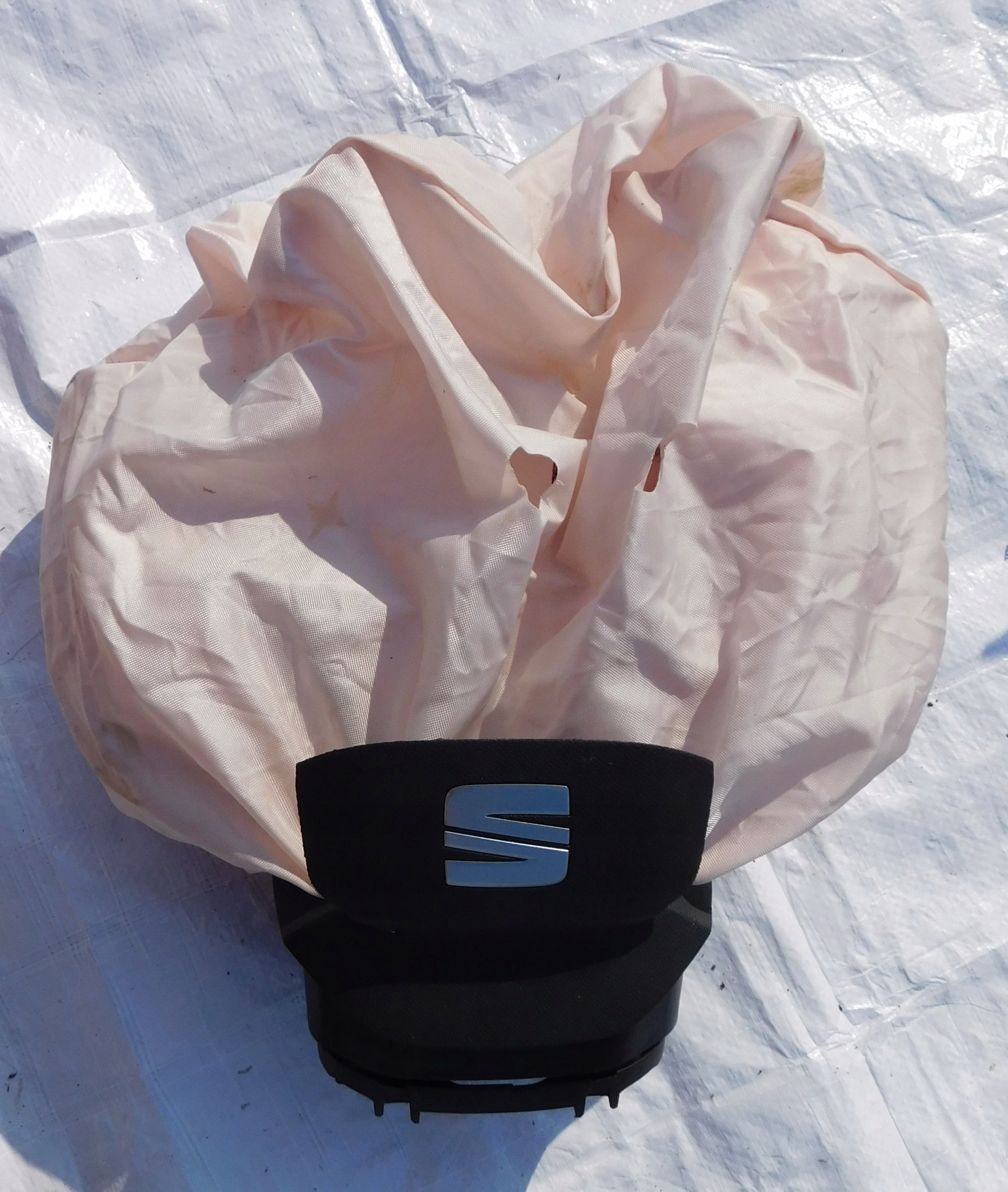 LEON IV 5F FR PODUSZKA AIRBAG KIEROWCY ORYGINAŁ 5FA880201N WYSTRZELONA