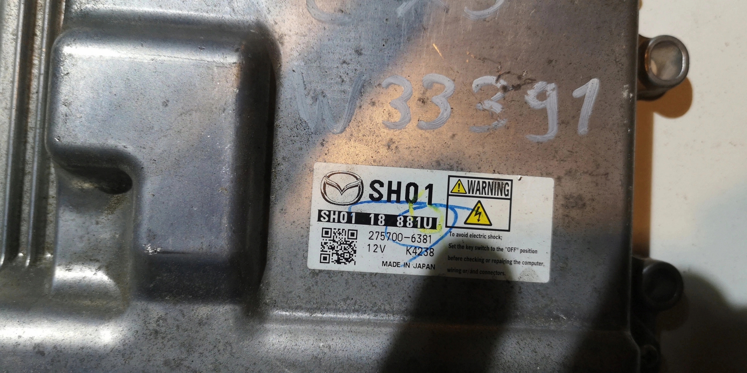 computer ECU MAZDA 275700-6381 SH0118881U SH01