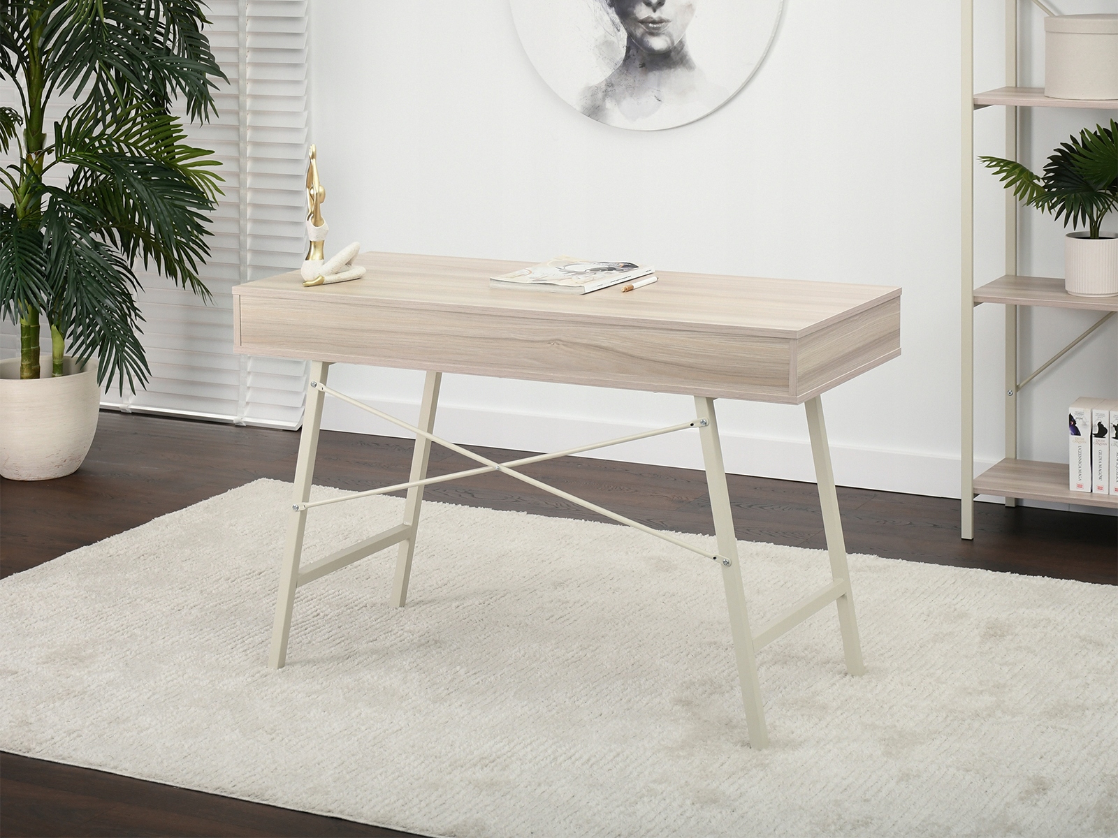 ELEGANCKIE BIURKO Z DWIEMA SZUFLADAMI GAVLE JESION BEŻ NA KREMOWYM STELAŻU Kształt blatu prostokątny