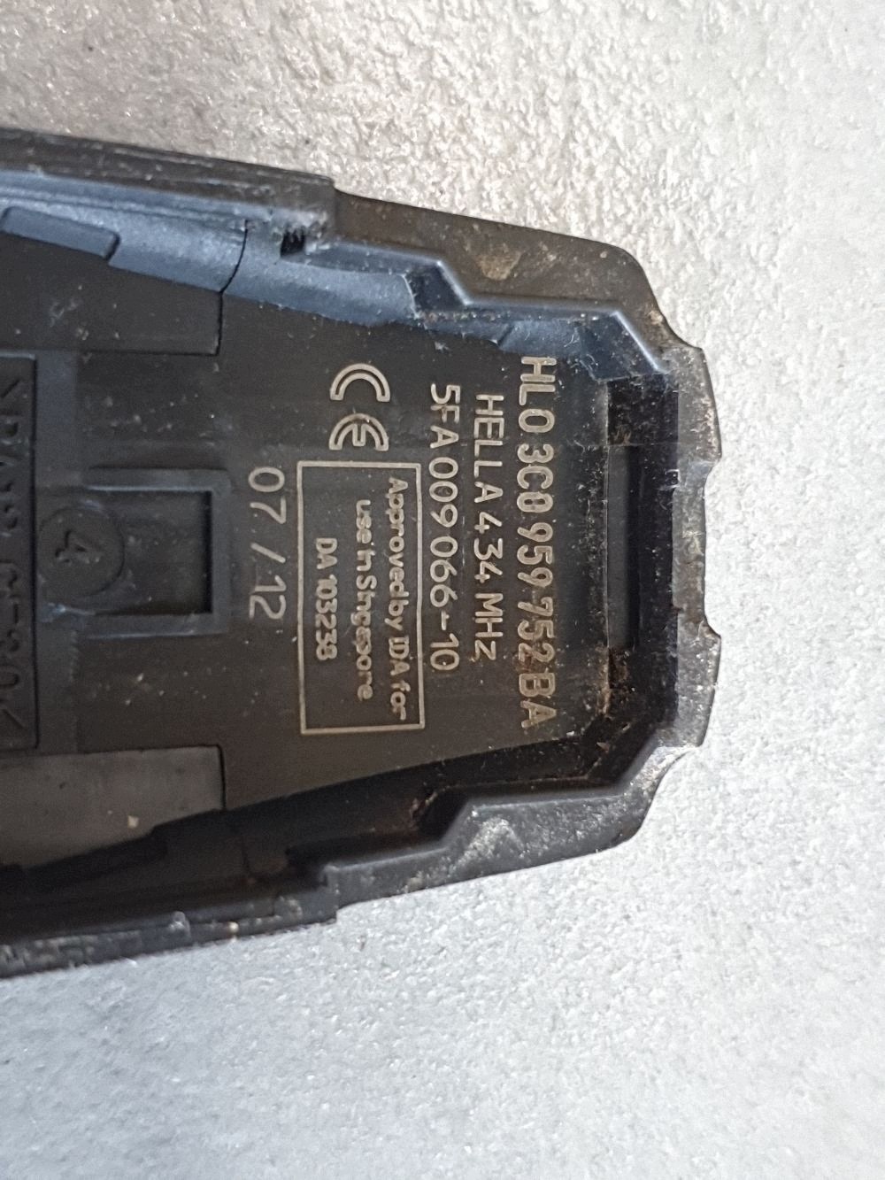 Volkswagen PASSAT CC key zaplonu 3C0959752BA