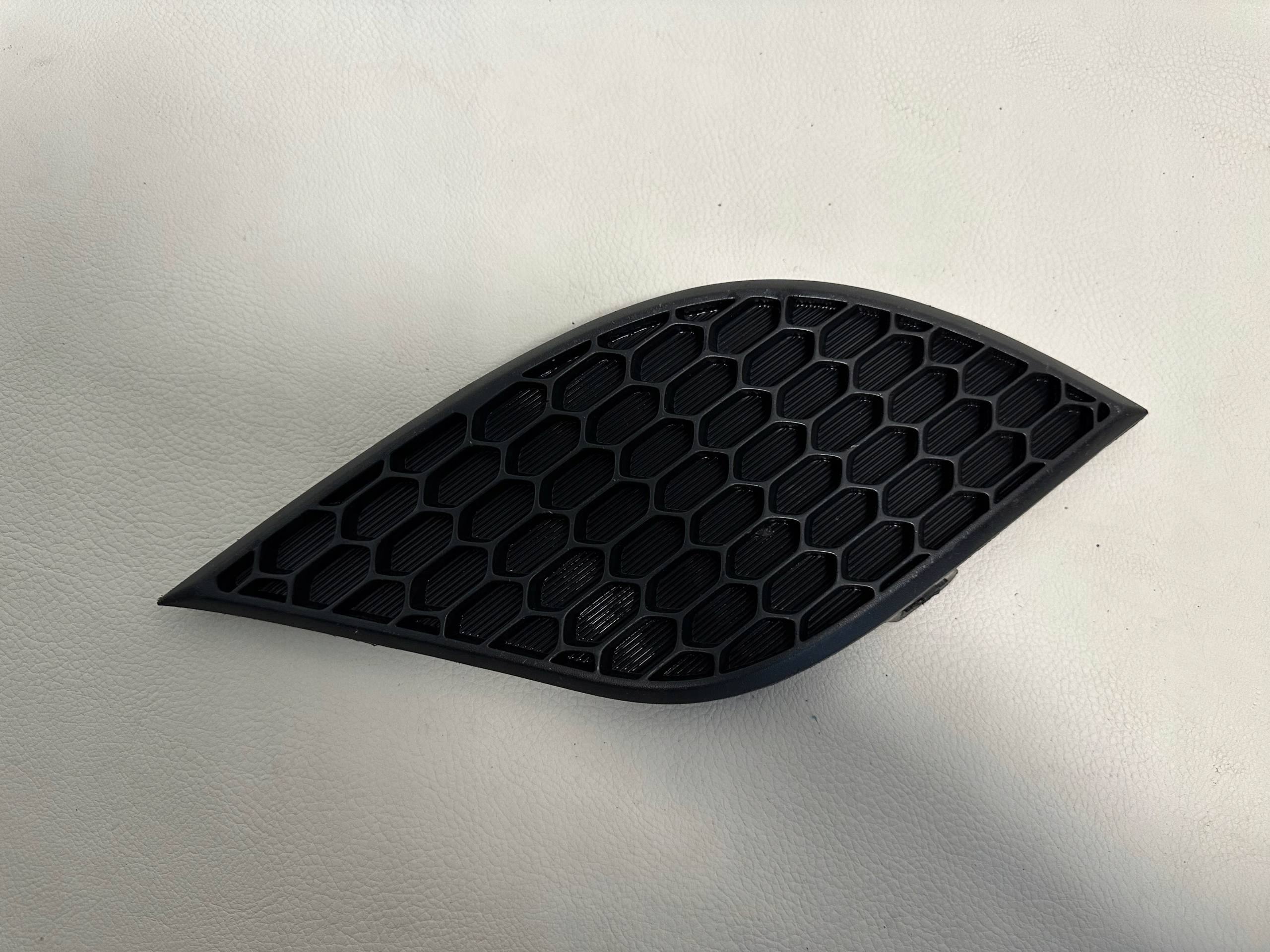 Jeep Grand Cherokee Grill grilla 68143095AB