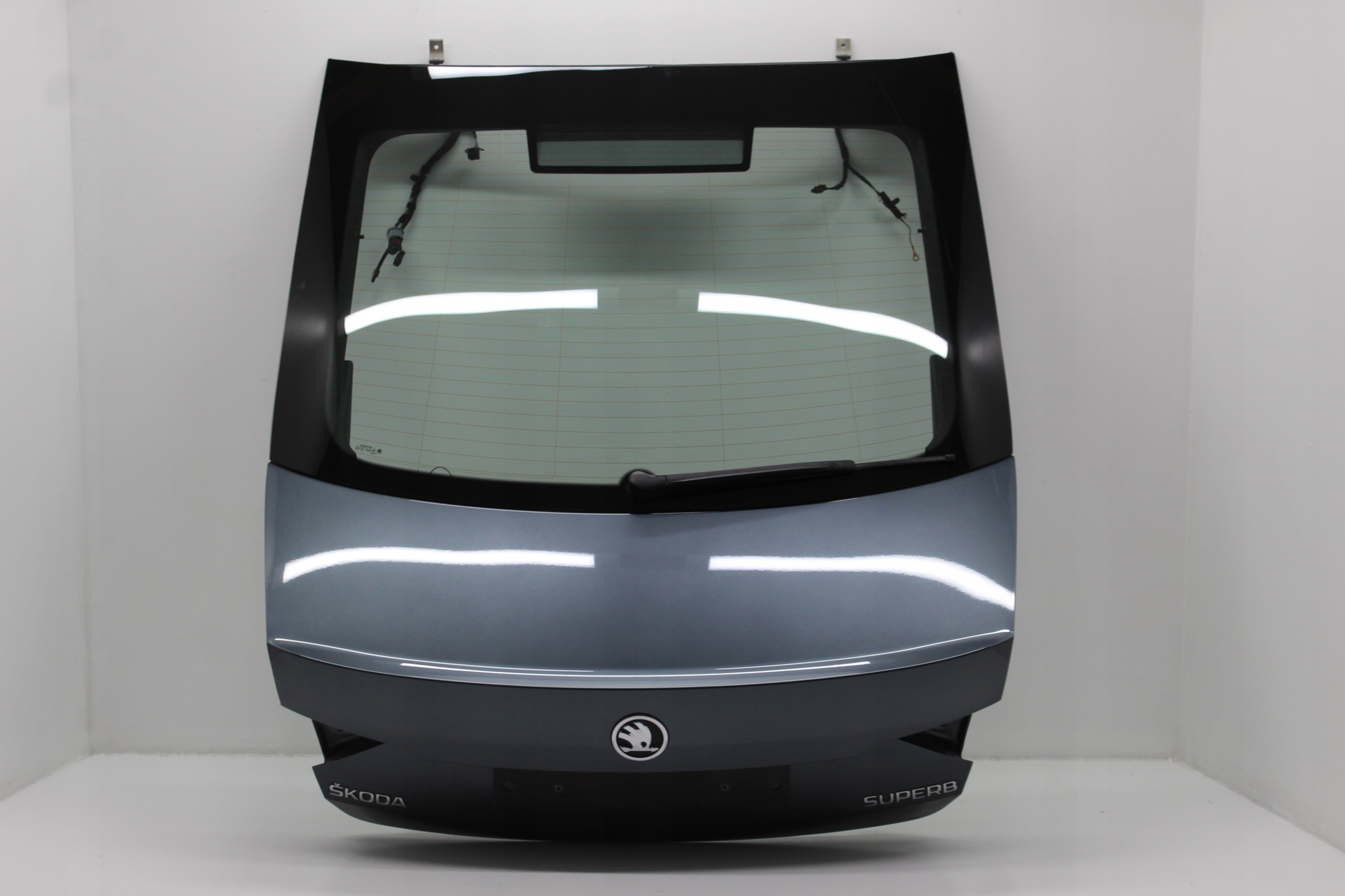 SKODA SUPERB III LIFTBACK KLAPA BAGAŻNIKA LF7Y