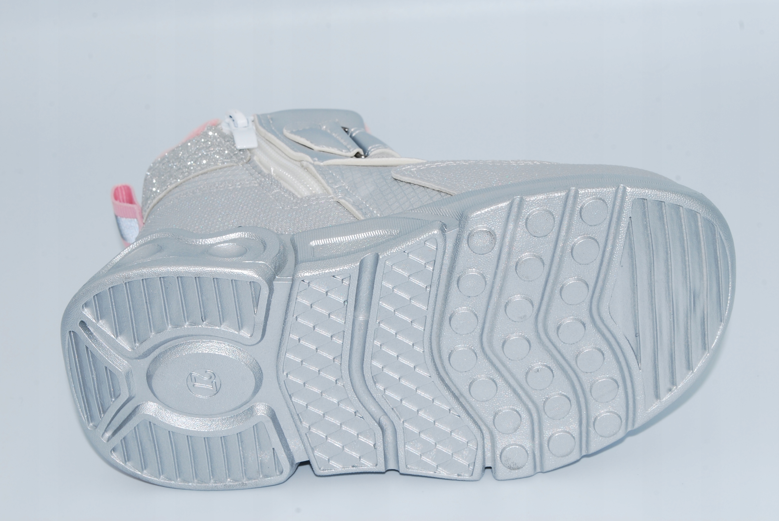 OCIEPLANE PÓŁBUTY TRZEWIKI NA SUWAK r.32 / 20cm Długość wkładki wew. 20 cm