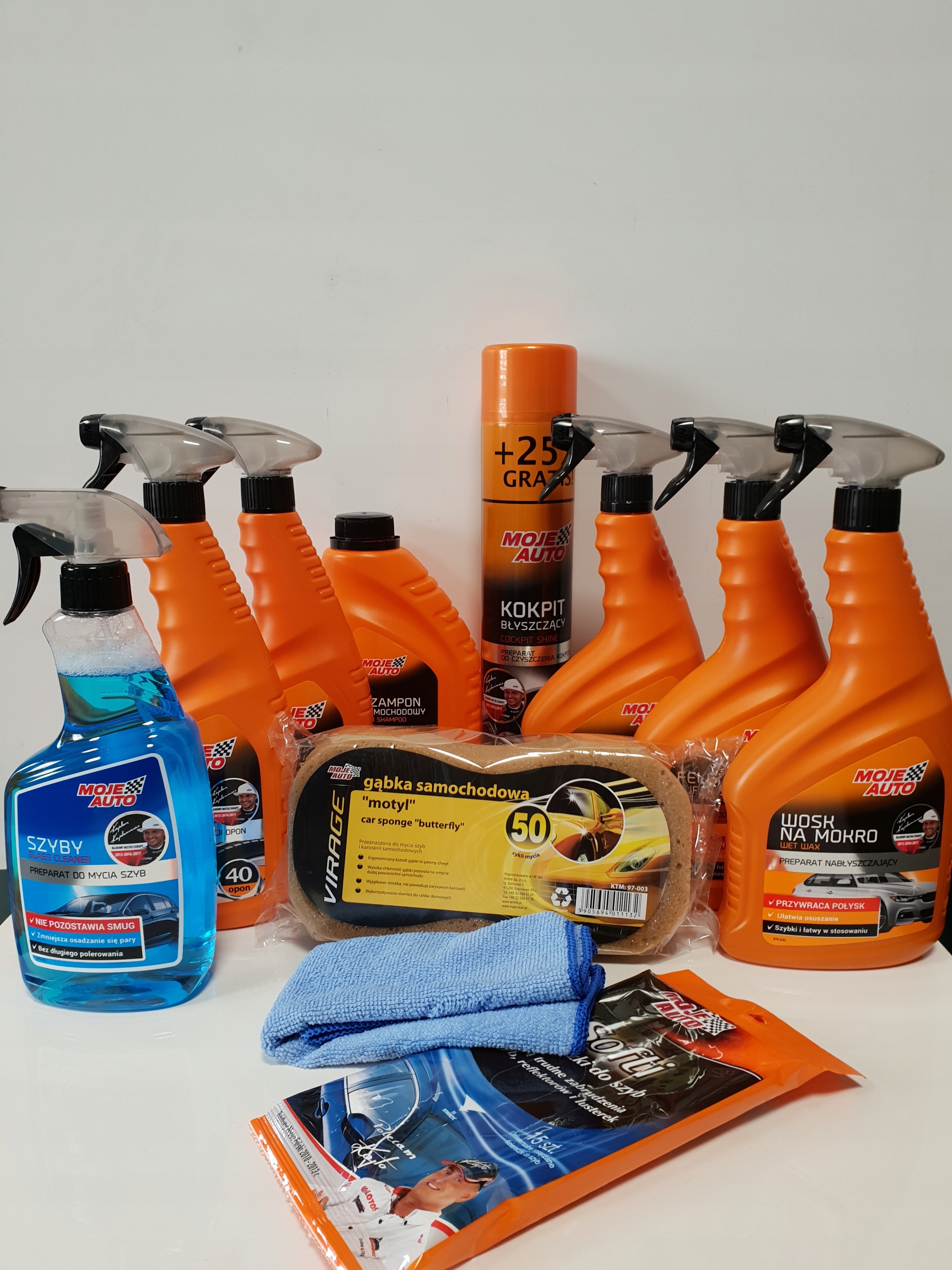 НАБОР ДЛЯ МЫТЬЯ АВТОМОБИЛЯ ДИСКИ / ЛОБОВОЕ СТЕКЛО / ШИНЫ / ВОСК