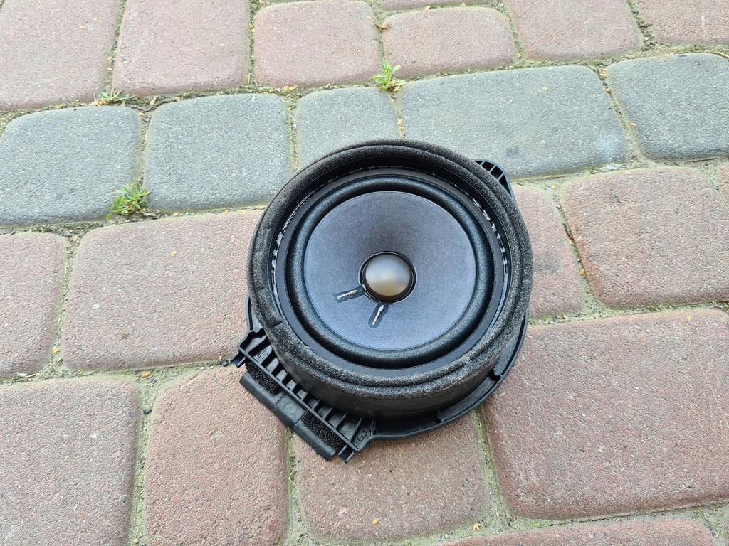 speaker rear part rear BOSE Opel Insignia B 84190096