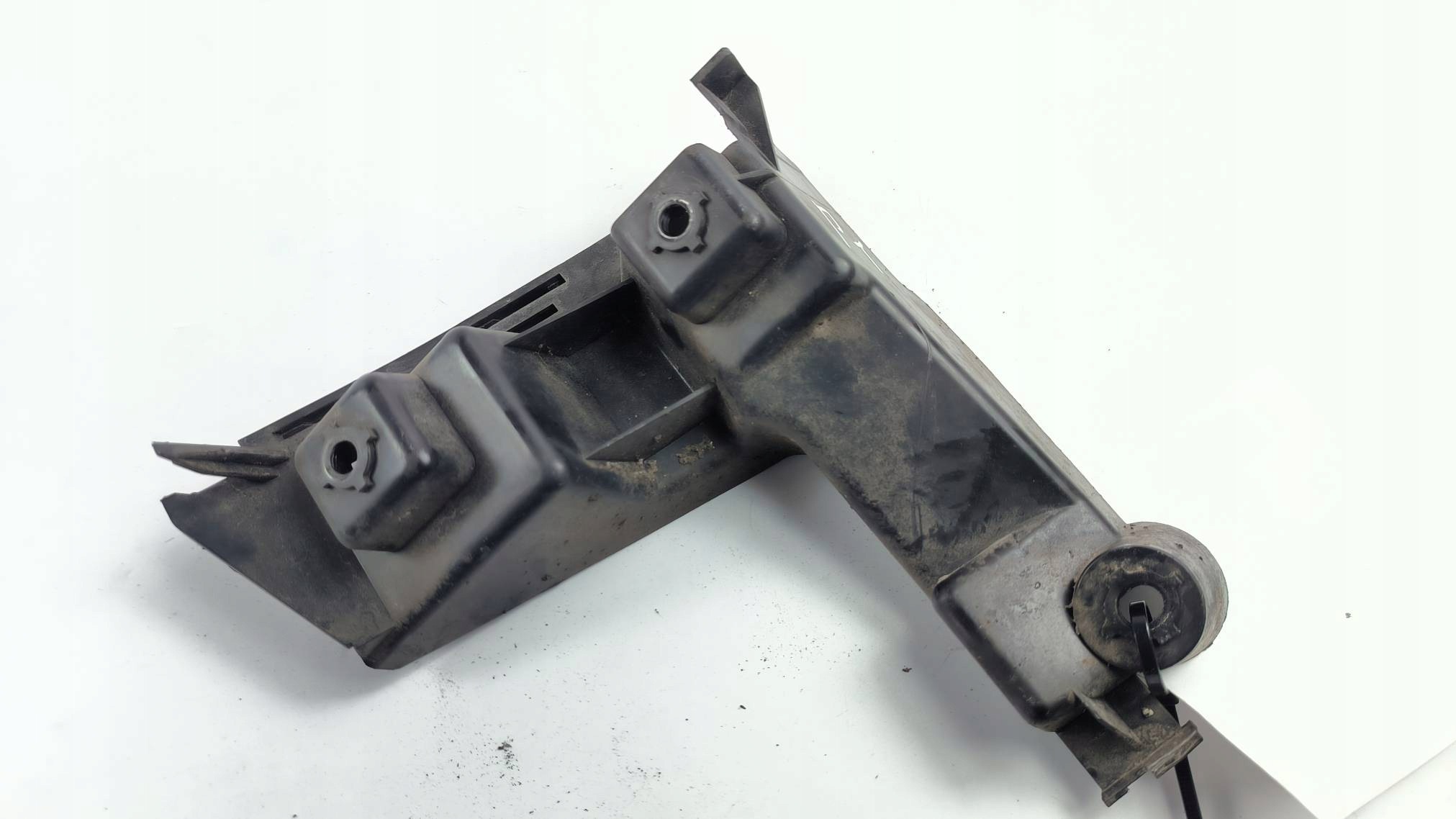 bumper bracket right rear part VOLVO V70 III LIFT