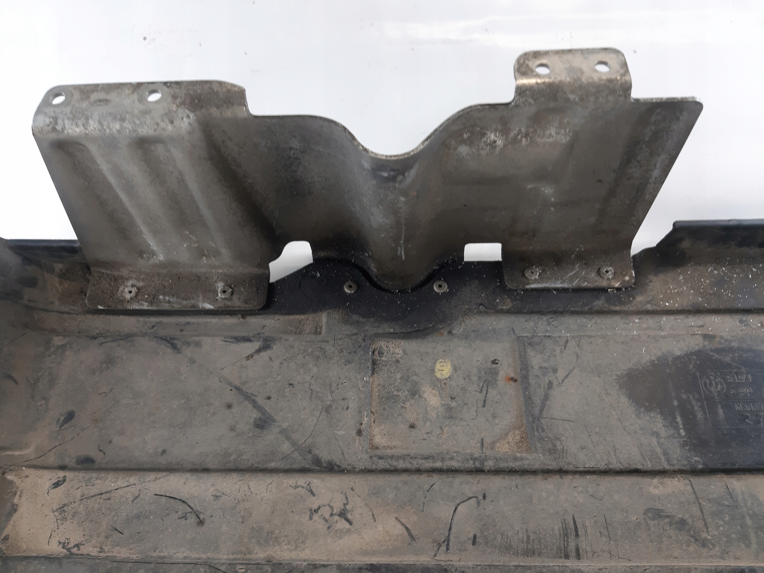 BMW X5 E53 cover floor tanks chassis