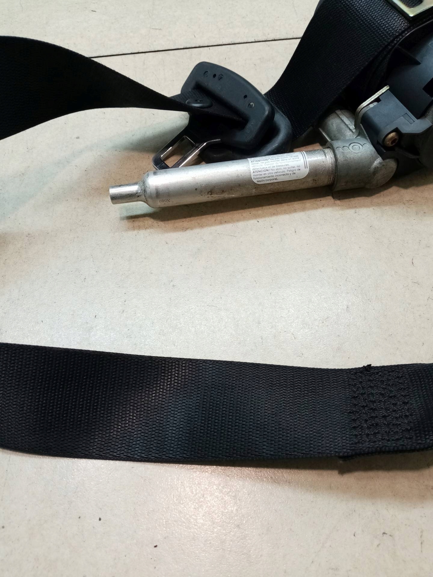 tension belt safety right front W168 1.7 CDI