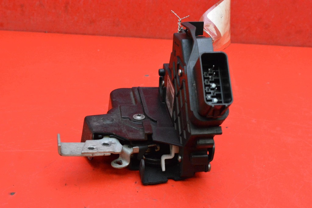 lock door right front front EU 8M2A-R21812-AA FORD MONDEO MK4 LIFT 07