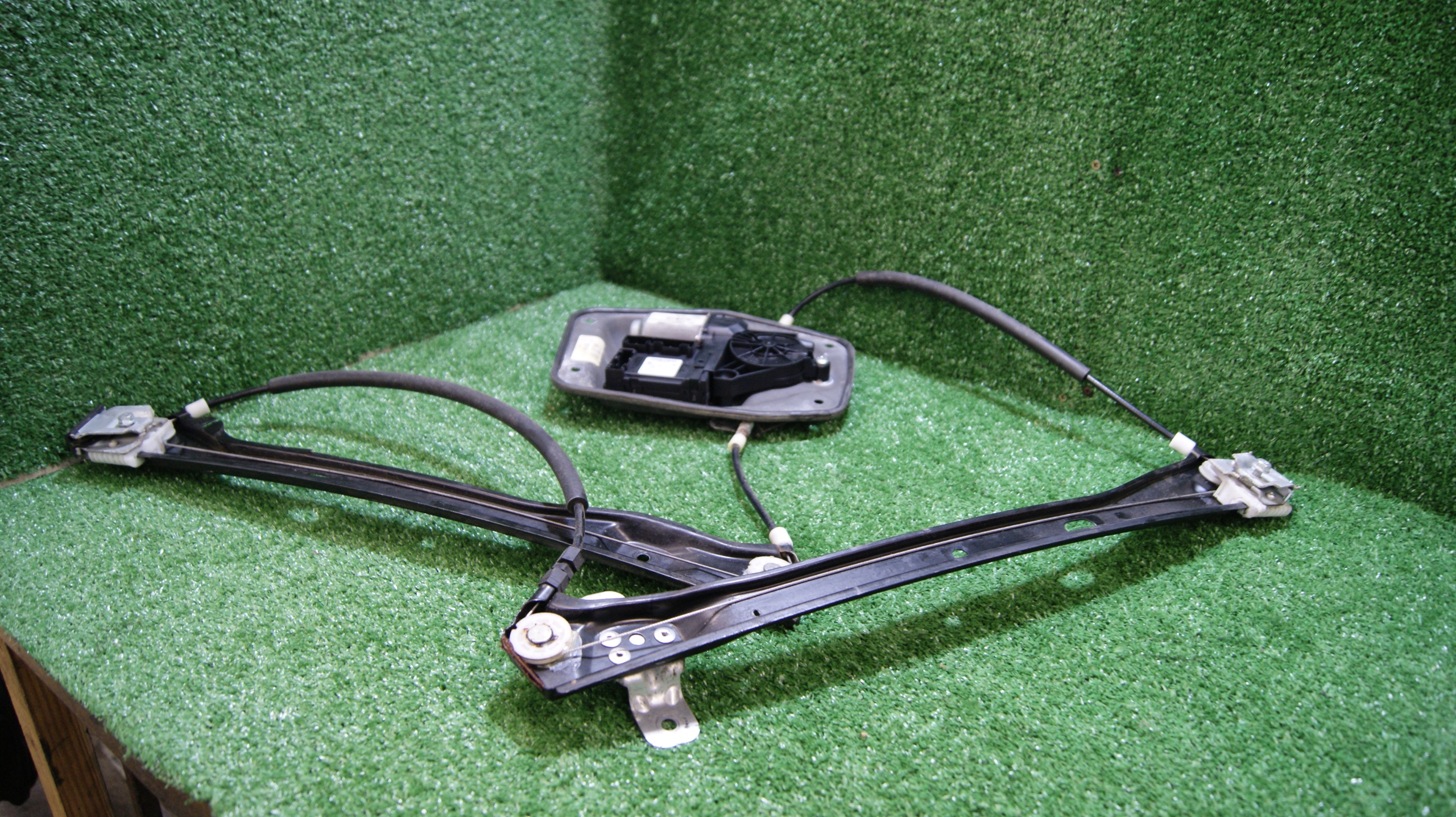 ELE mechanism windows left front VOLKSWAGEN GOLF 5 1K0959701E