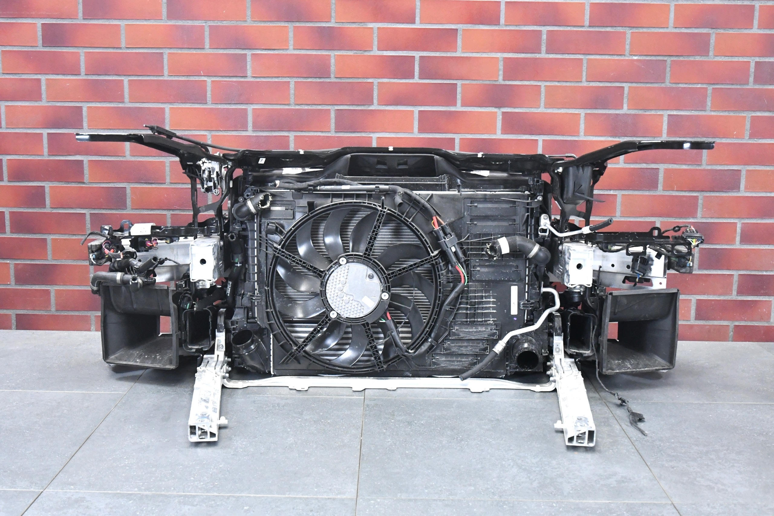 bar, wall radiator RADAR BMW 2 F74 m-packet