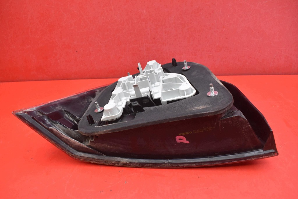 light right rear part rear 30698344 VOLVO S40 2 II 04-07