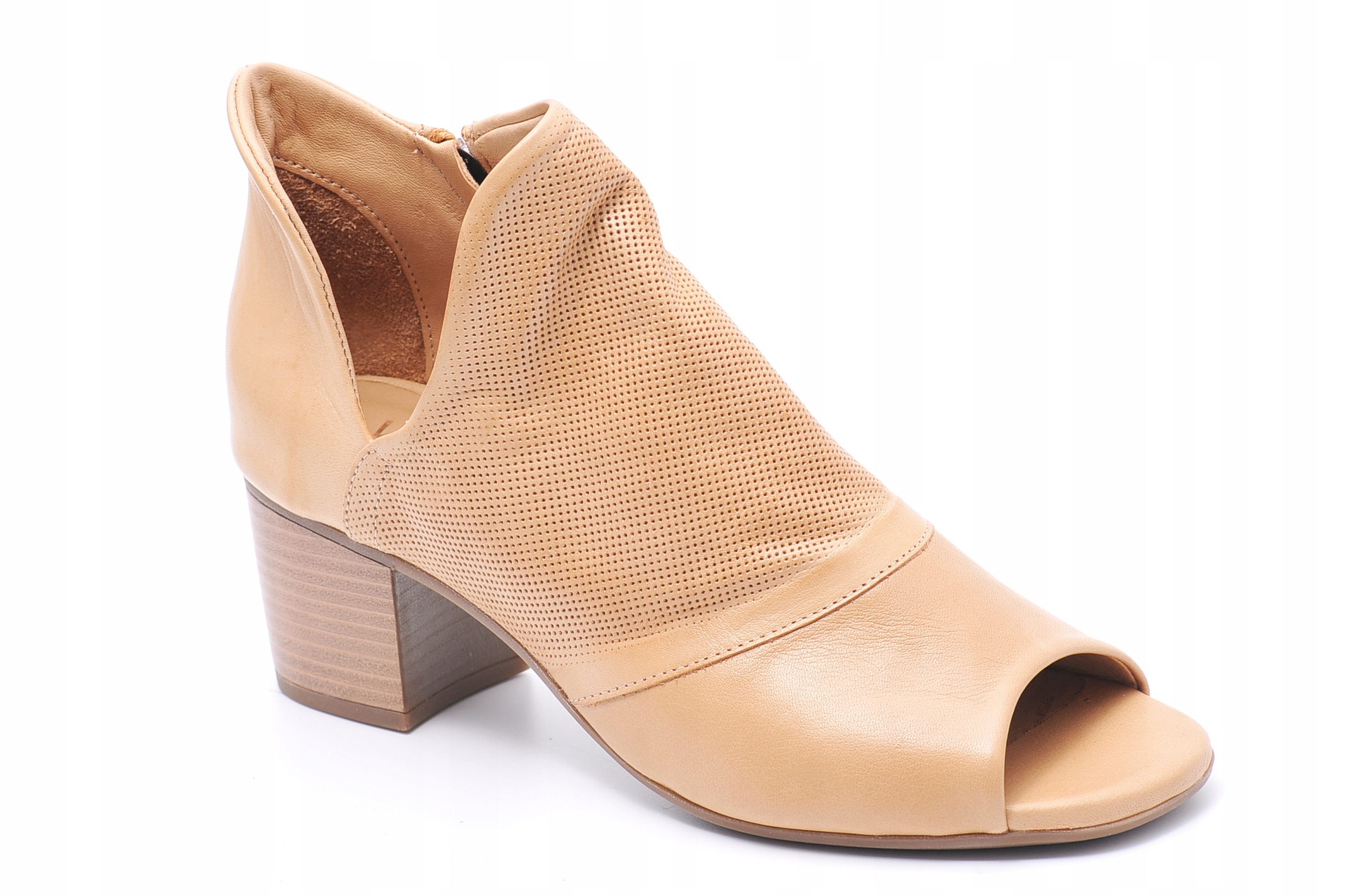 Sandály Venezia 0026001 Béžová Velikost 37