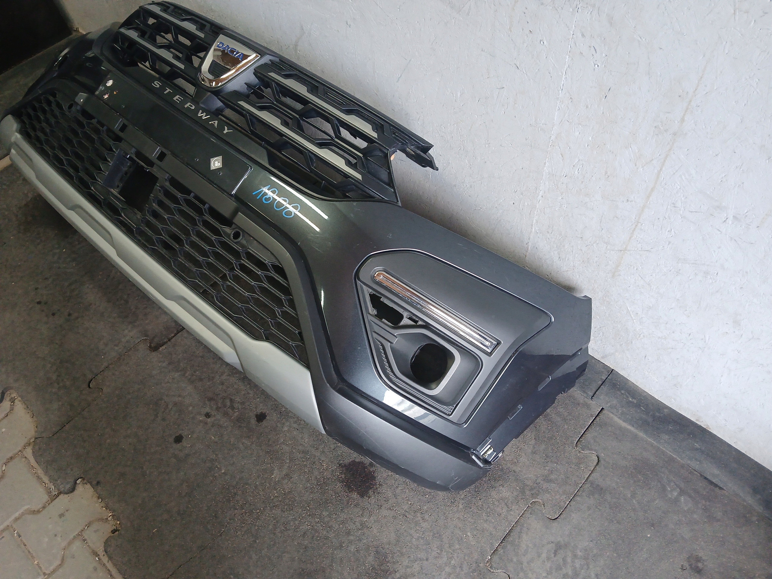 bumper front DACIA SANDERO III 3 STEPWAY