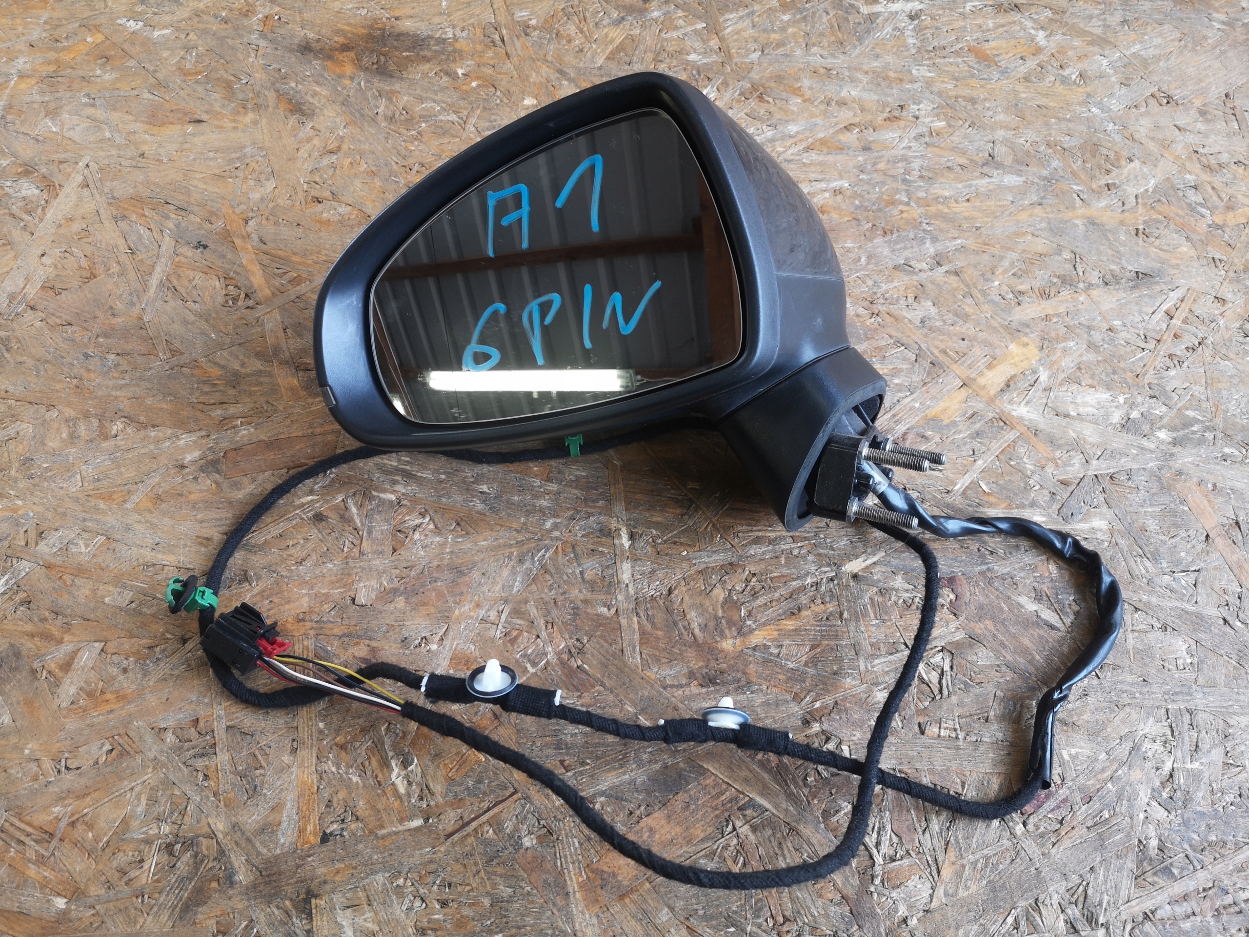 AUDI A1x ЗЕРКАЛО СЛЕВА 6 ПИНЫ-КОНТАКТЫ РЕСТАЙЛИНГ