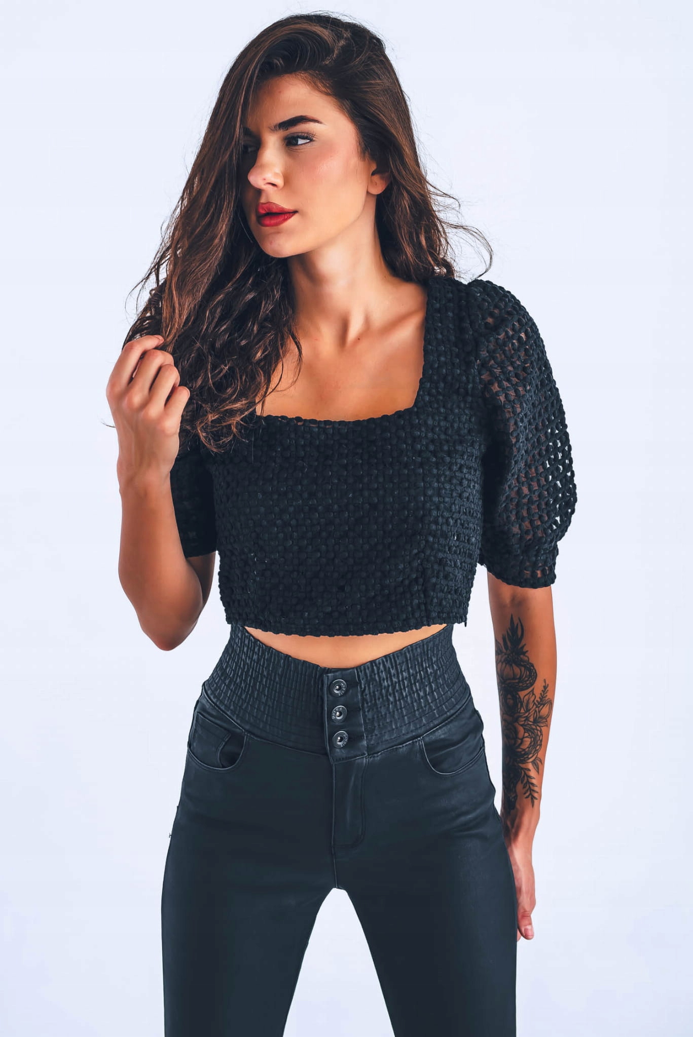 Woskowane spodnie damskie rurki guma w pasie S Długość nogawki długa