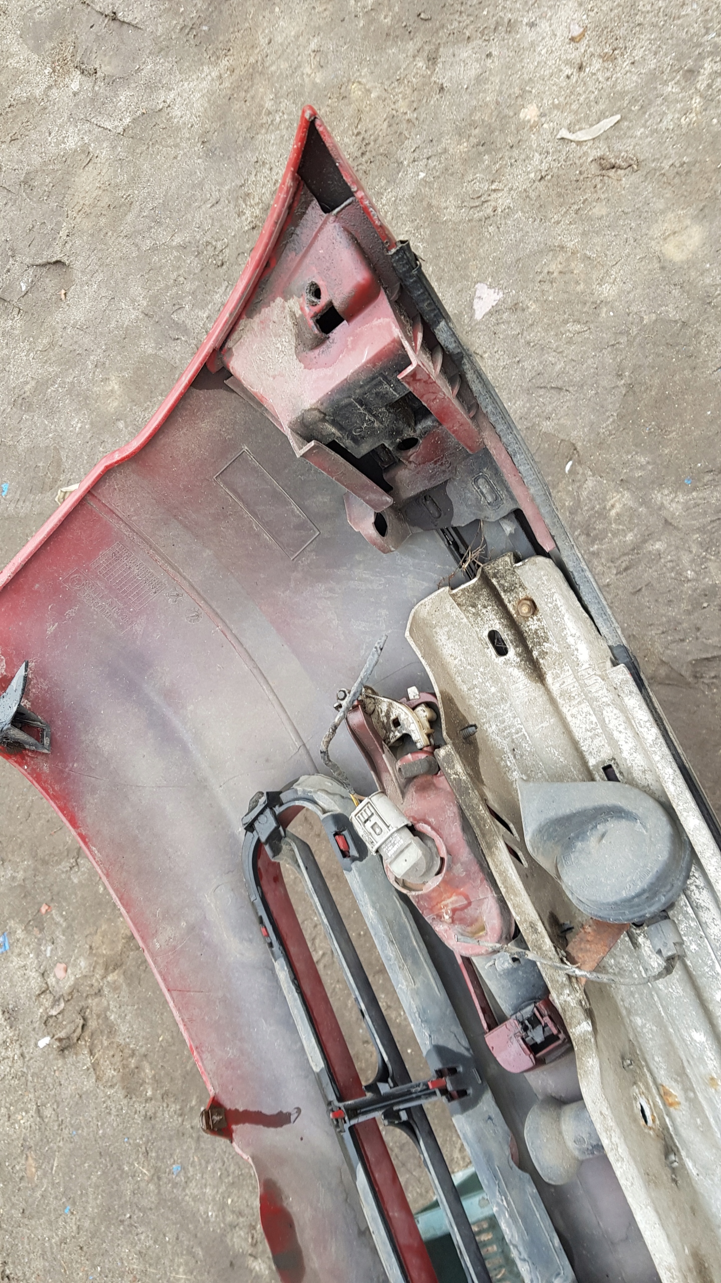 BMW E46 nárazník předek mlhovky ZIEGELROT